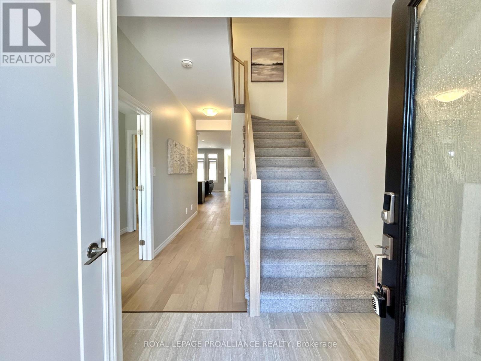 79 Athabaska Drive, Belleville (Thurlow Ward), Ontario  K8N 0T1 - Photo 2 - X12758900