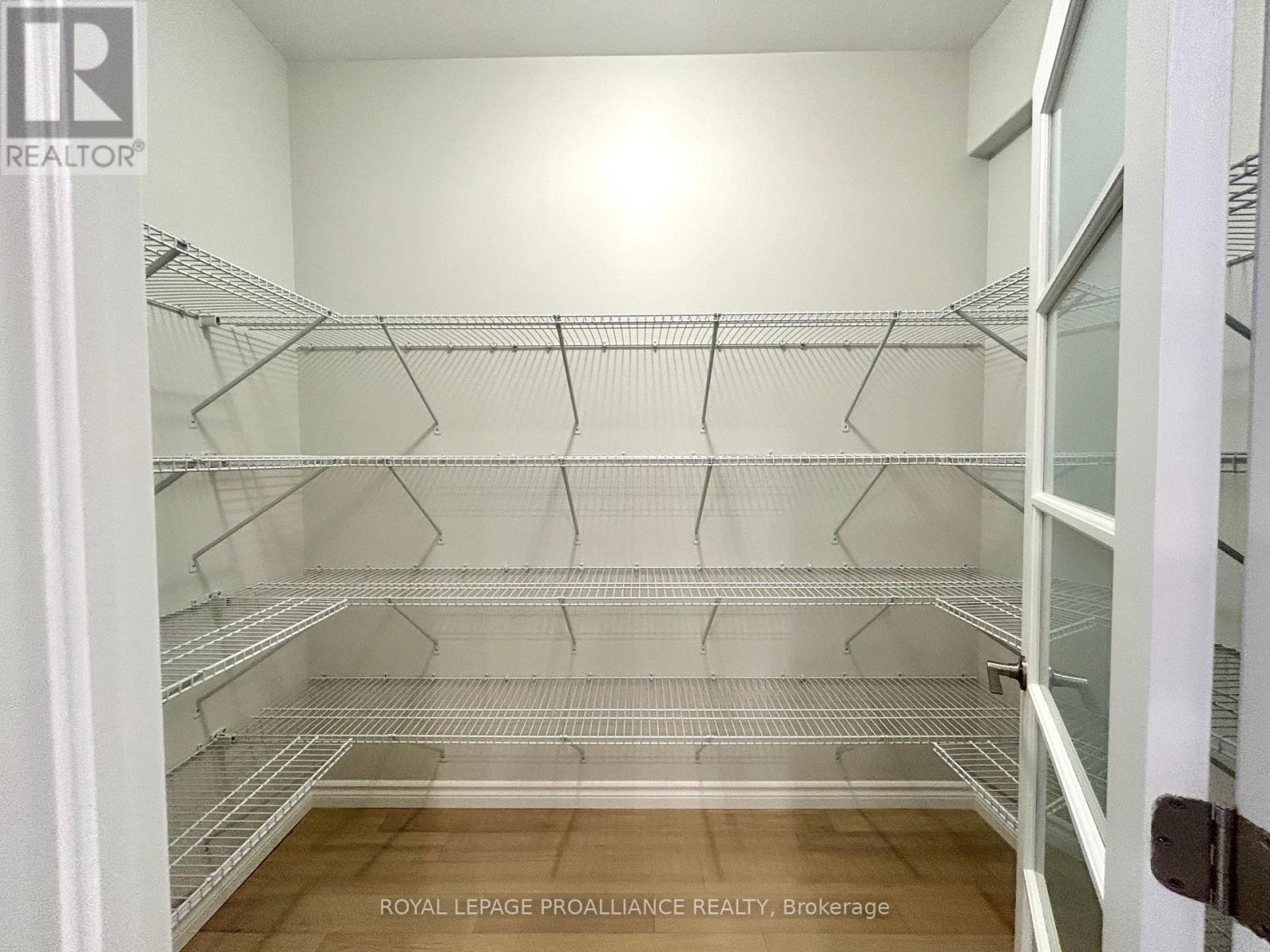 79 Athabaska Drive, Belleville (Thurlow Ward), Ontario  K8N 0T1 - Photo 8 - X12758900