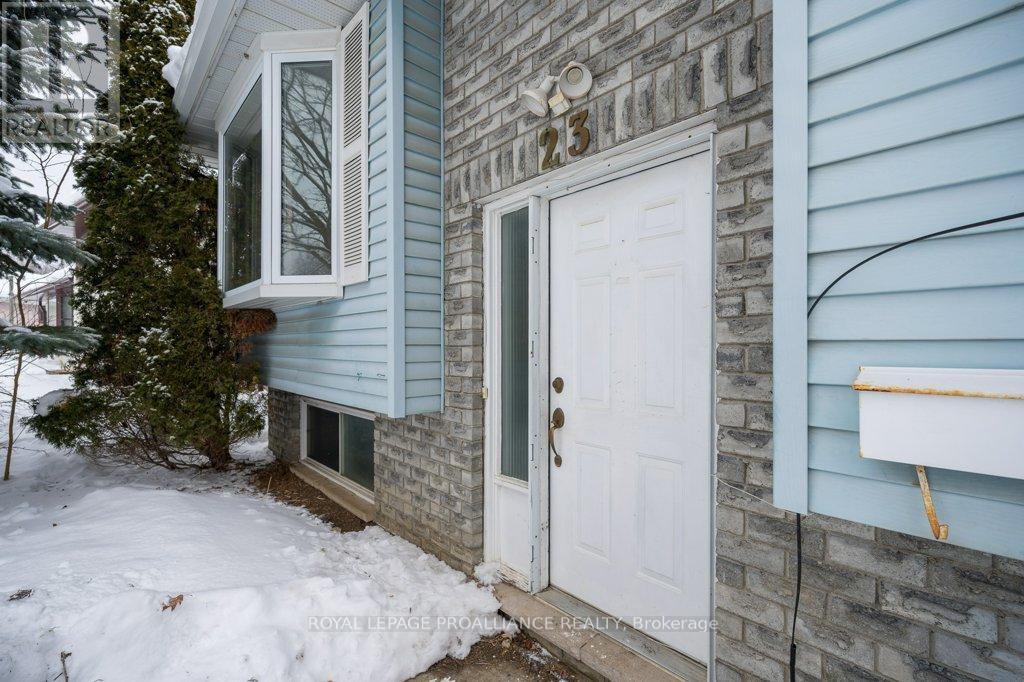 23 Ireland Drive, Quinte West (Trenton Ward), Ontario  K8V 5X4 - Photo 7 - X12758754