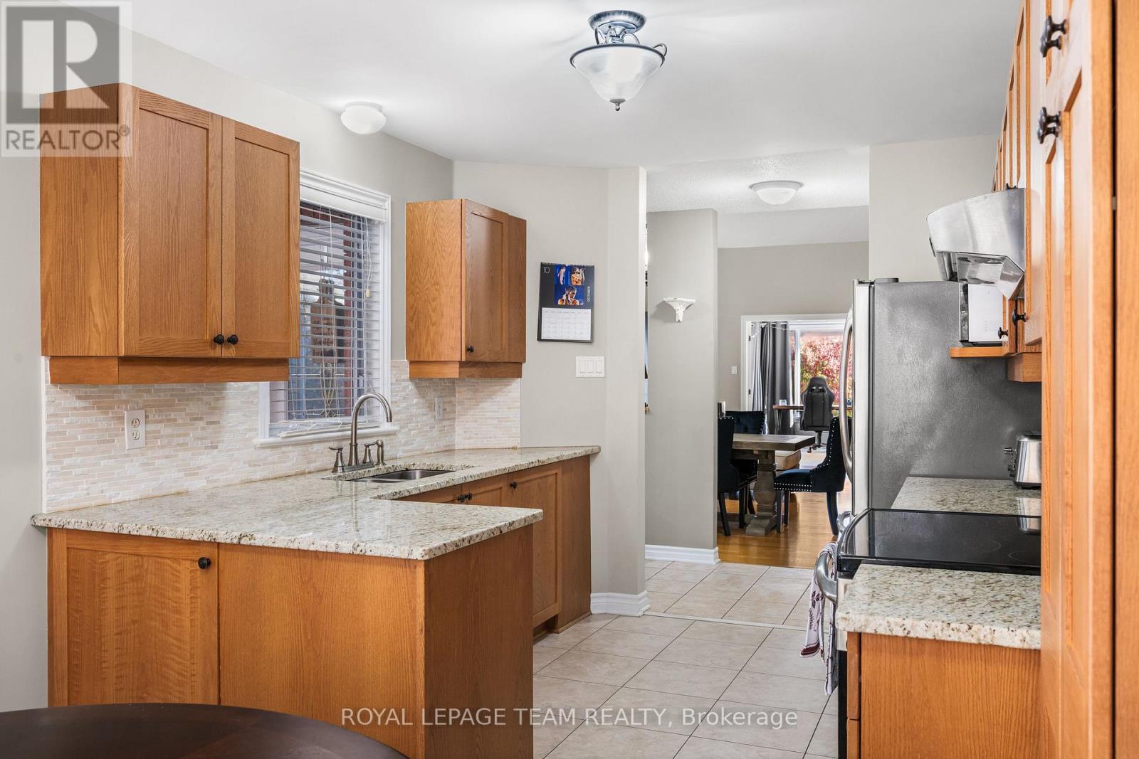 16 Spinney Way, Ottawa, Ontario  K2J 4Y8 - Photo 7 - X12492492