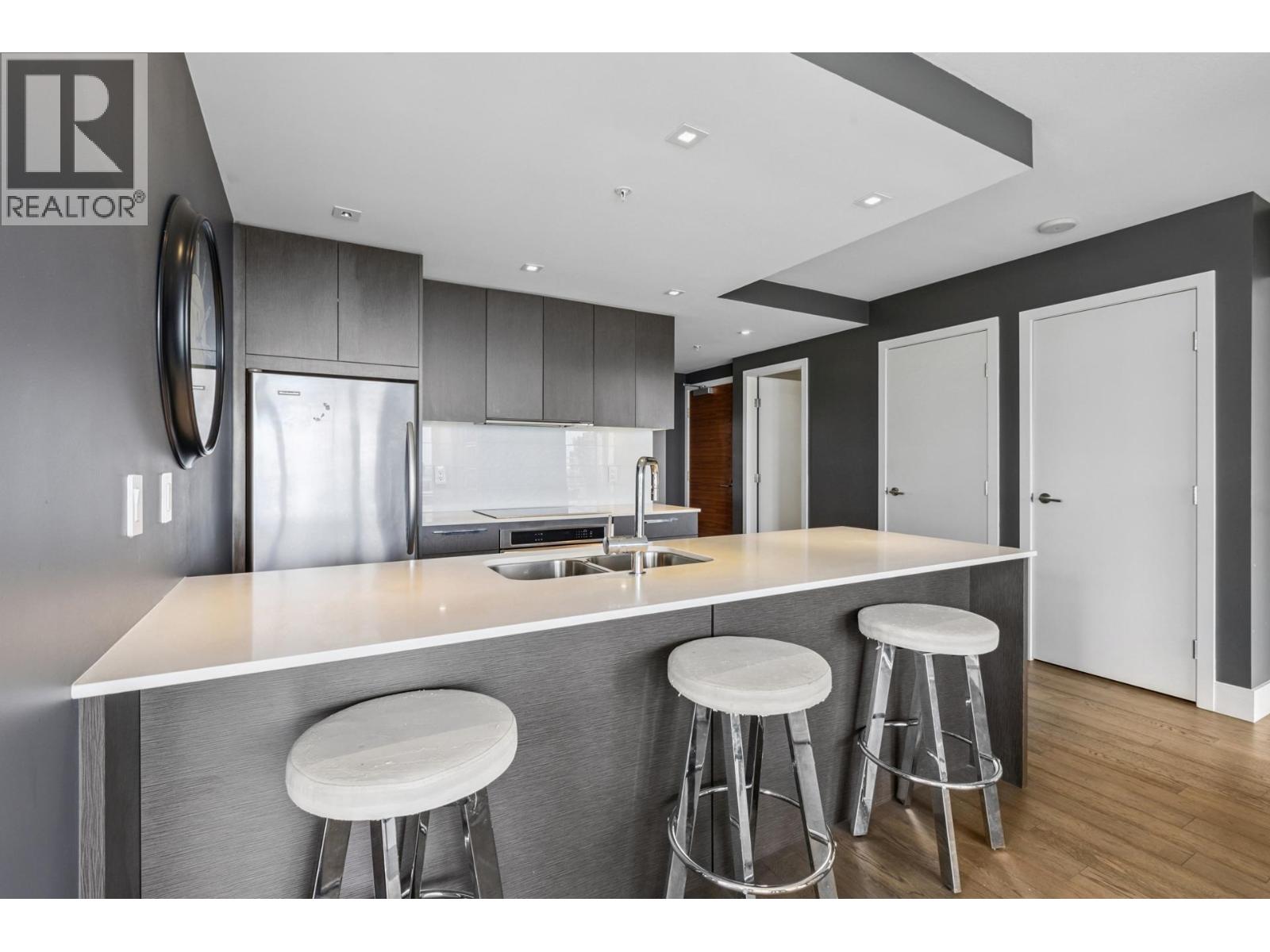 505 111 E 13th Street, North Vancouver, British Columbia  V7L 0C7 - Photo 11 - R3086641