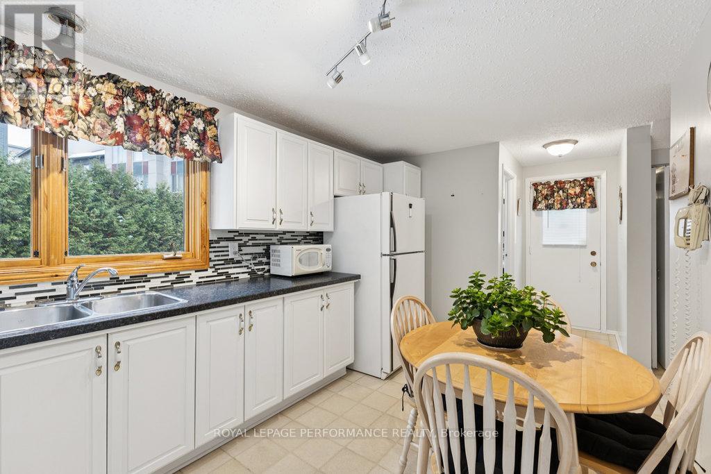 2314 Cotters Crescent, Ottawa, Ontario  K1V 8Y6 - Photo 17 - X12754012