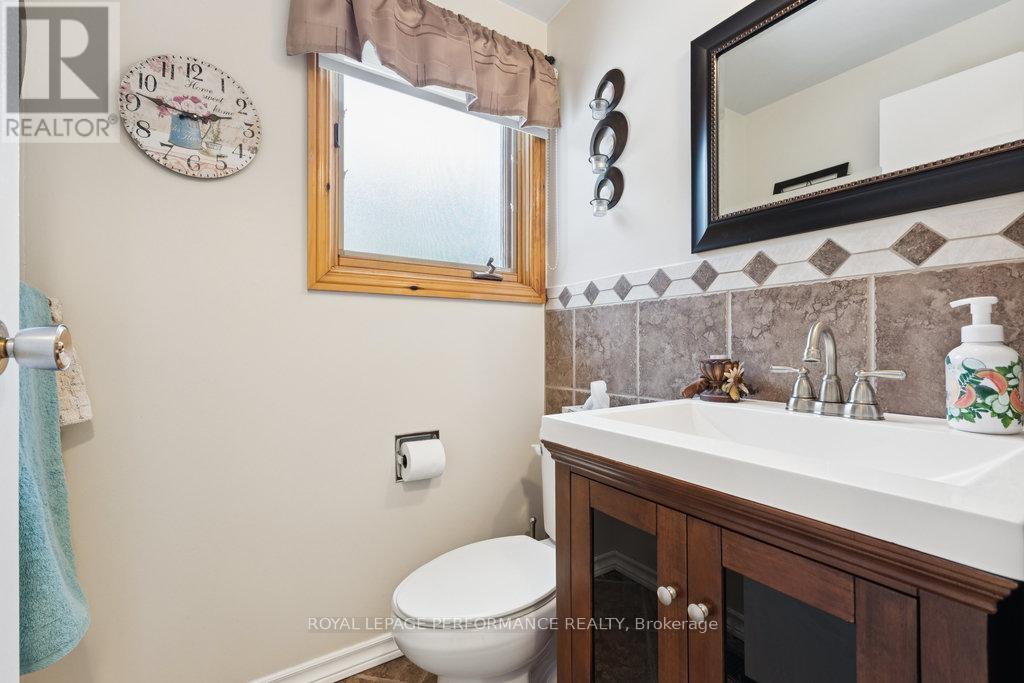 2314 Cotters Crescent, Ottawa, Ontario  K1V 8Y6 - Photo 20 - X12754012