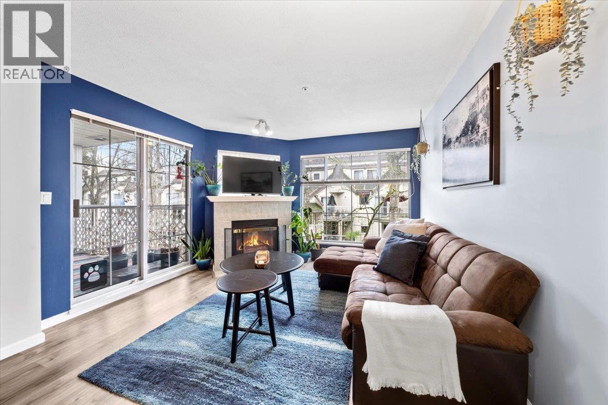 215 2678 Dixon Street, Port Coquitlam, British Columbia  V3C 6L7 - Photo 3 - R3086681