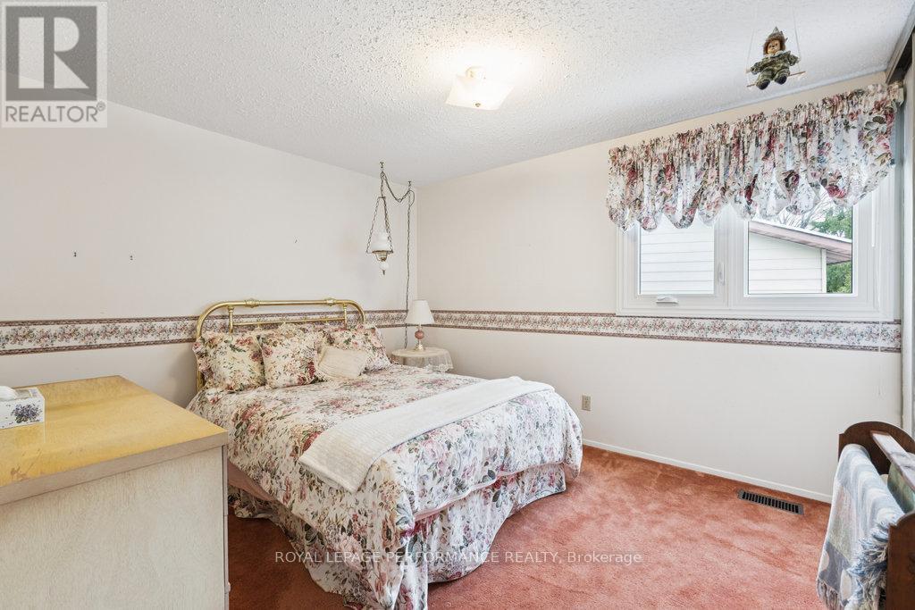 2314 Cotters Crescent, Ottawa, Ontario  K1V 8Y6 - Photo 25 - X12754012