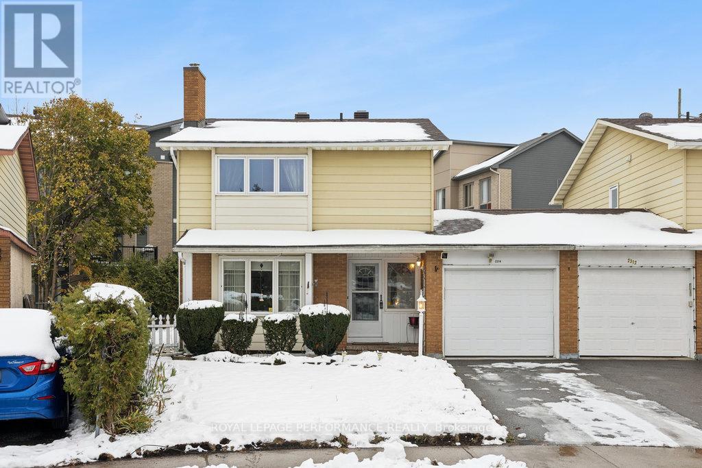 2314 Cotters Crescent, Ottawa, Ontario  K1V 8Y6 - Photo 2 - X12754012