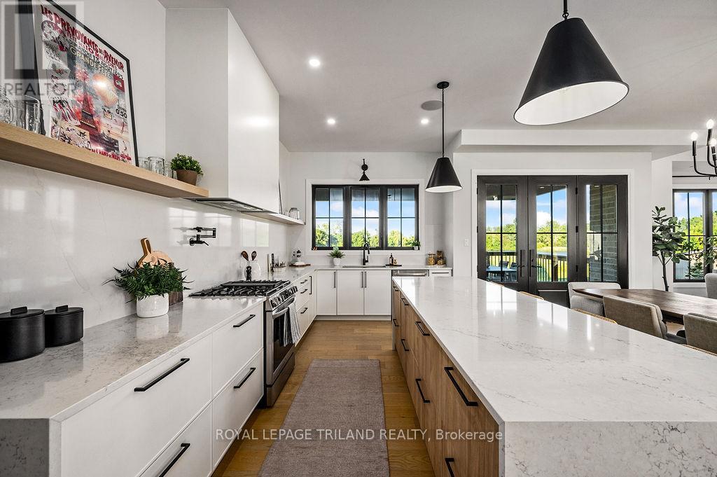 202 - 9861 Glendon Drive, Middlesex Centre, Ontario  N0L 1R0 - Photo 8 - X12759244