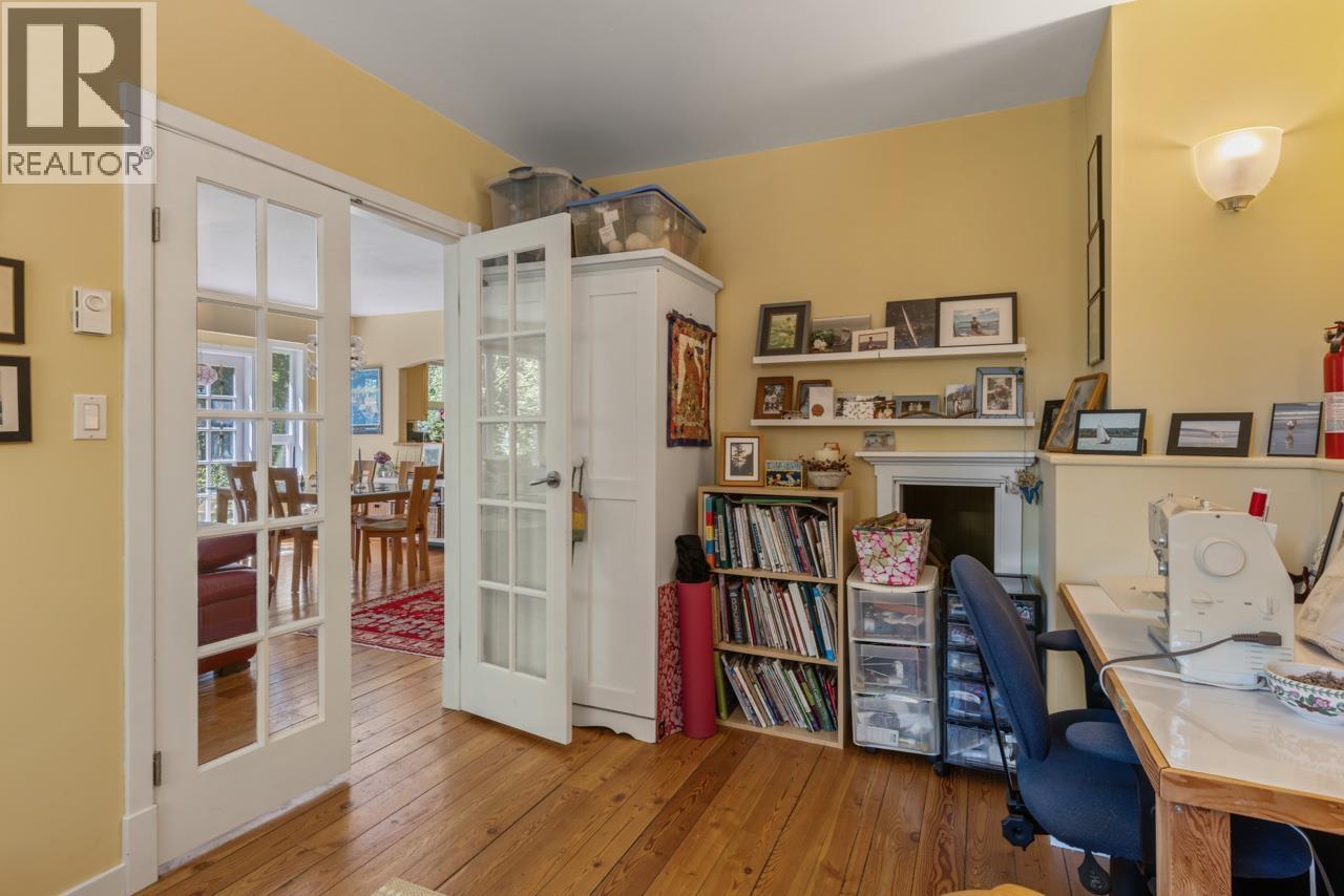 576 Cates Hill Road, Bowen Island, British Columbia  V0N 1G2 - Photo 21 - R3086662