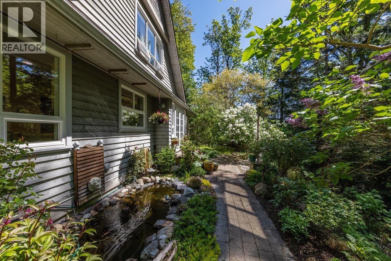 576 Cates Hill Road, Bowen Island, British Columbia  V0N 1G2 - Photo 37 - R3086662