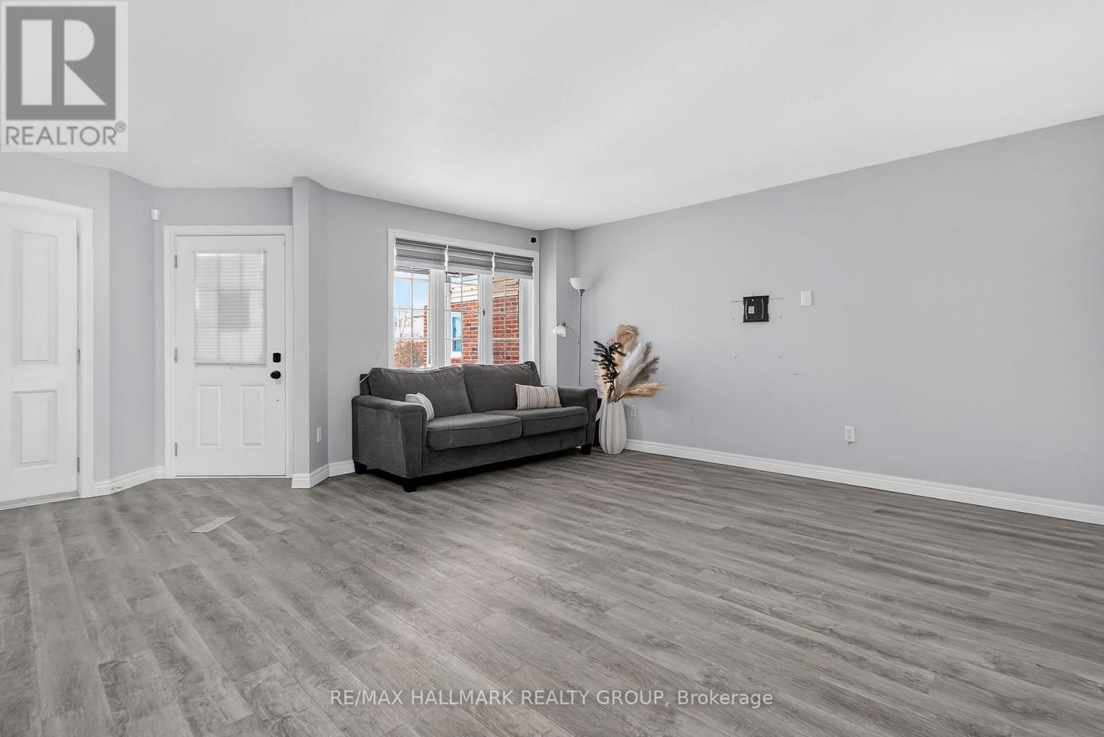 256 Mcmahen Street, London East, Ontario  N5Y 0A2 - Photo 8 - X12758102