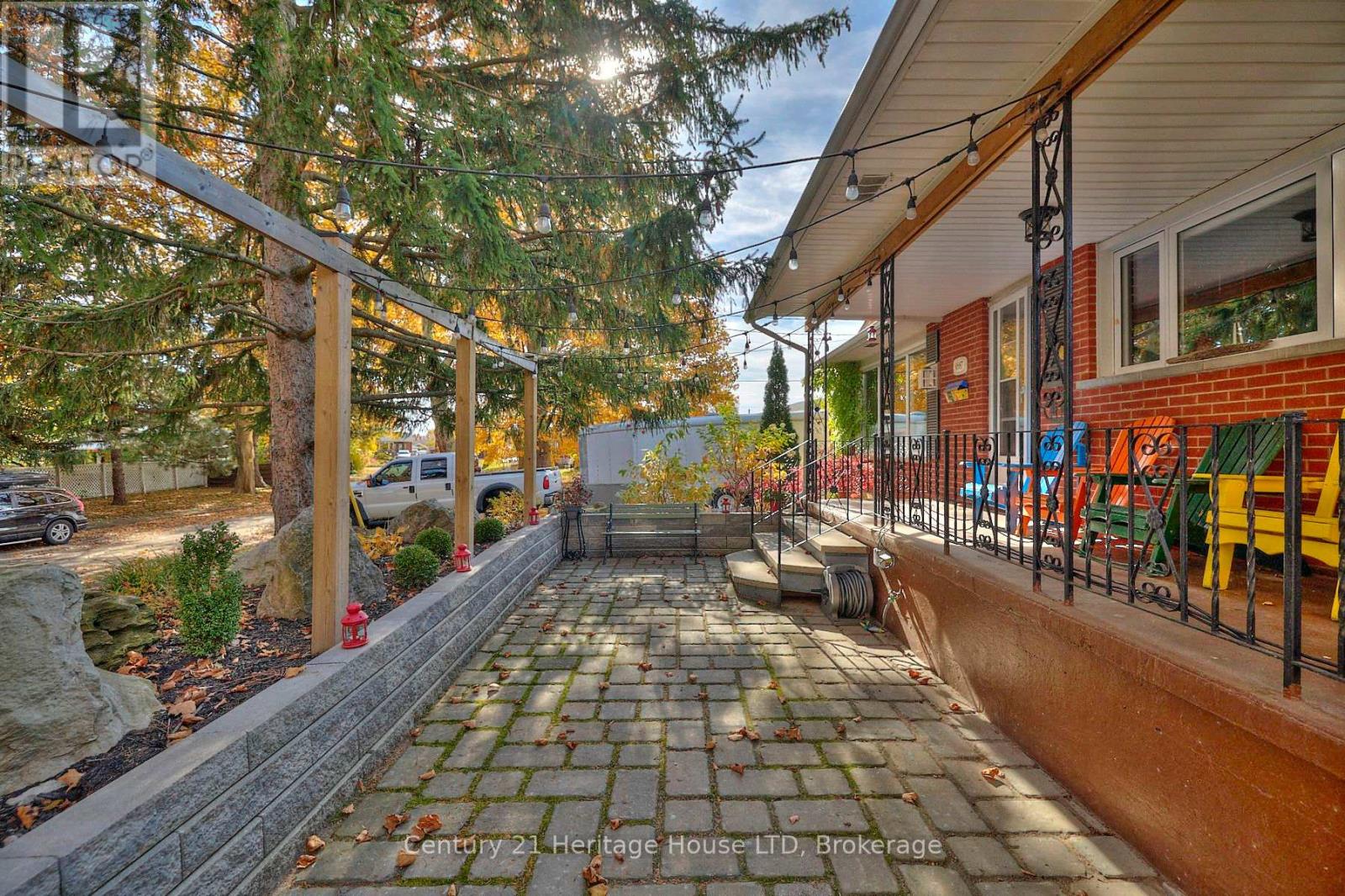 6887 Fairlawn Crescent, Niagara Falls, Ontario  L2G 5B1 - Photo 49 - X12614056