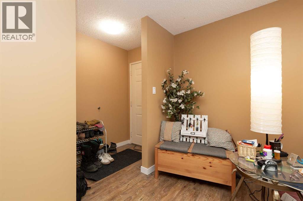 78 Pensacola Court W, Lethbridge, Alberta  T1K 4R6 - Photo 3 - A2273550