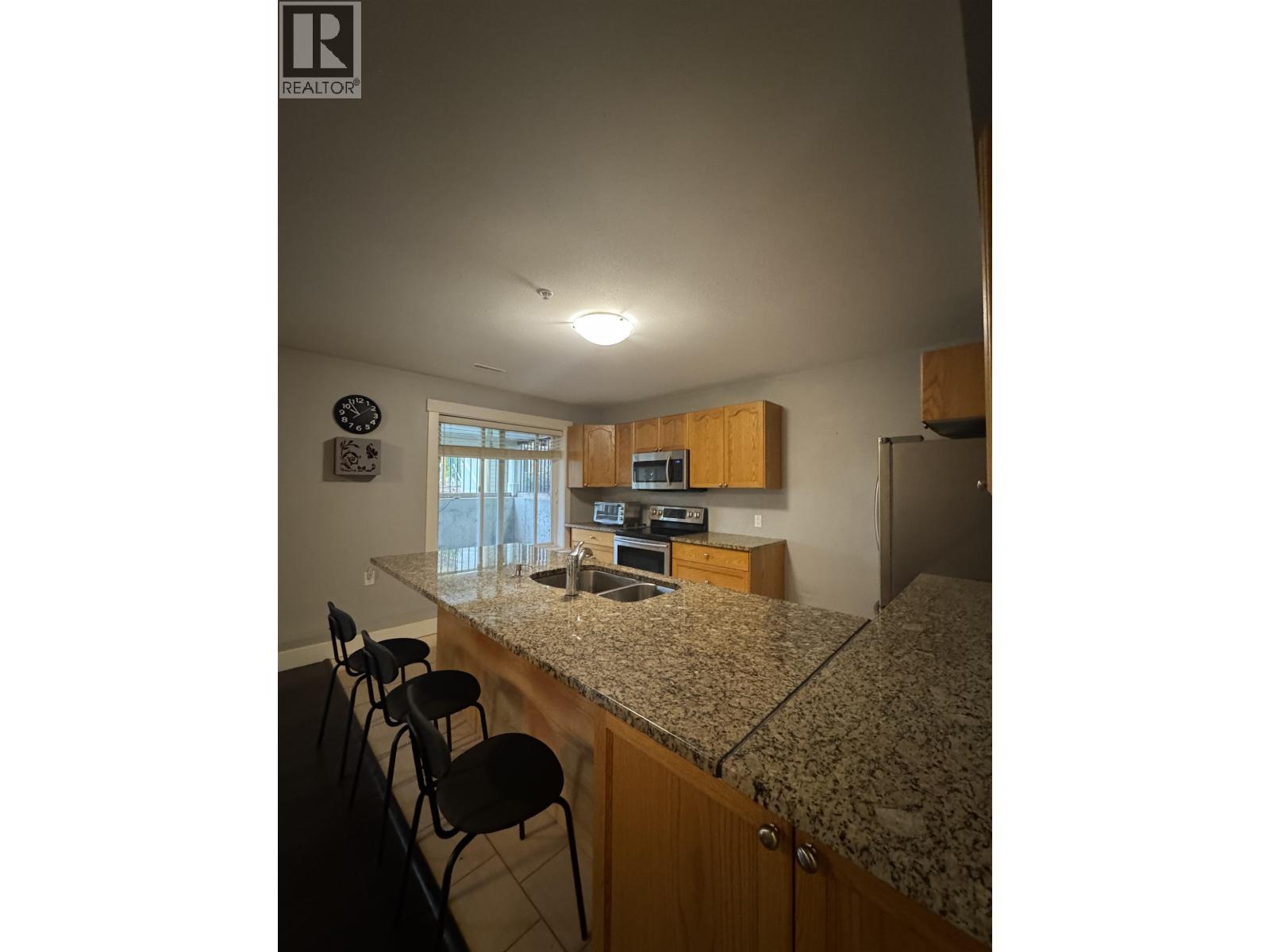 Lower 13445 Balsam Street, Maple Ridge, British Columbia  V4R 0C8 - Photo 3 - R3086683