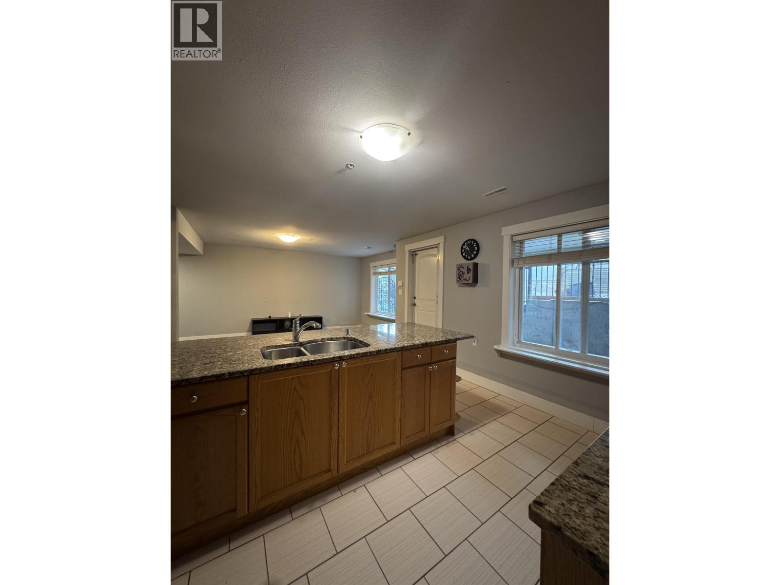 Lower 13445 Balsam Street, Maple Ridge, British Columbia  V4R 0C8 - Photo 5 - R3086683