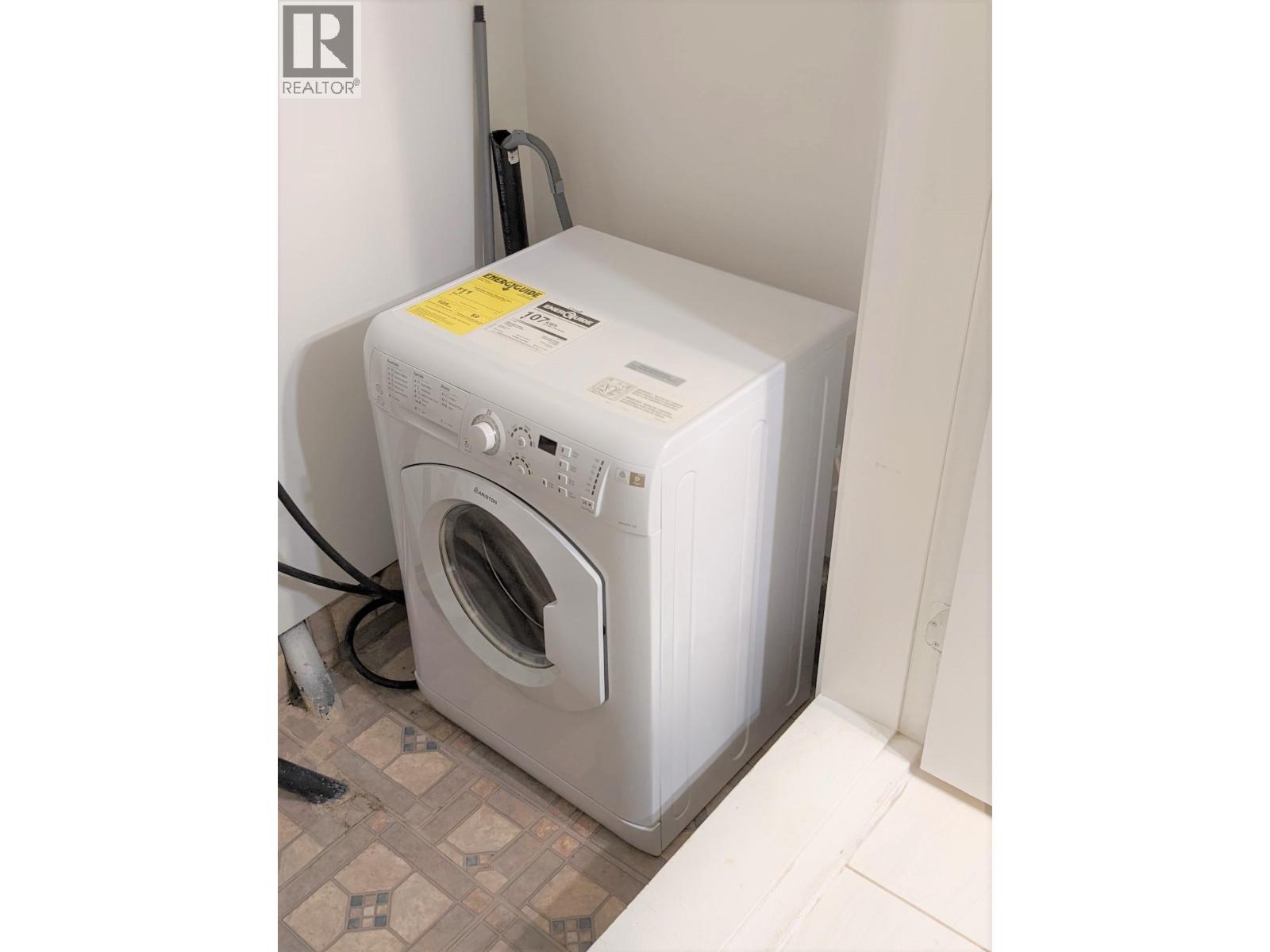 Garden 5973 Woodsworth Street, Burnaby, British Columbia  V5G 1S9 - Photo 7 - R3086685