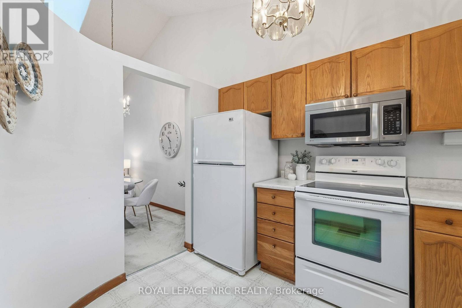 4115 Apple Blossom Lane, Lincoln, Ontario  L0R 2C0 - Photo 19 - X12683736