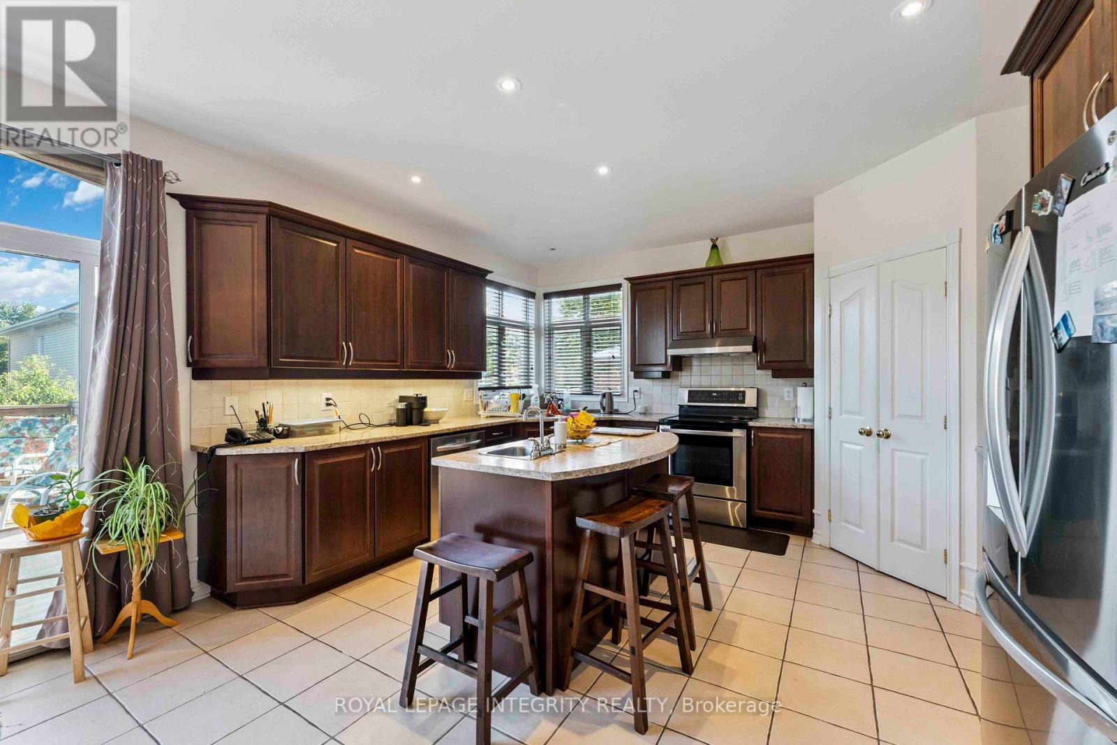 101 Spiritwood Drive, Ottawa, Ontario  K2M 3A1 - Photo 8 - X12758420