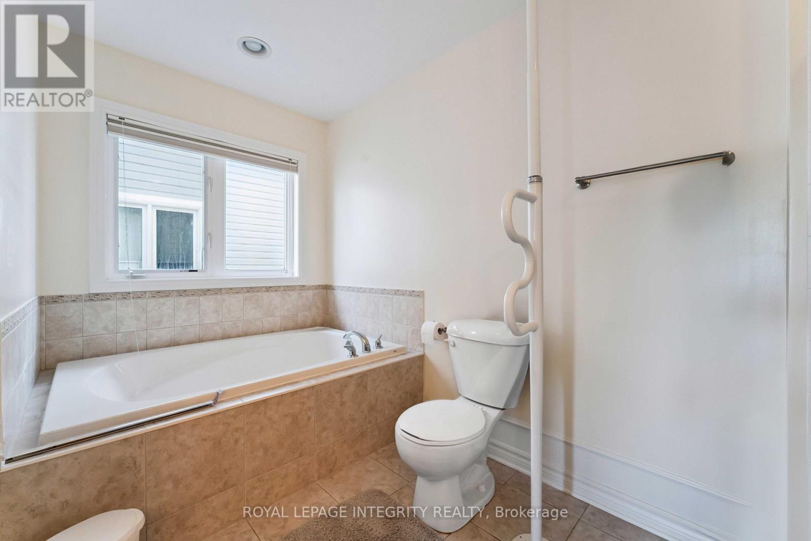 101 Spiritwood Drive, Ottawa, Ontario  K2M 3A1 - Photo 17 - X12758420