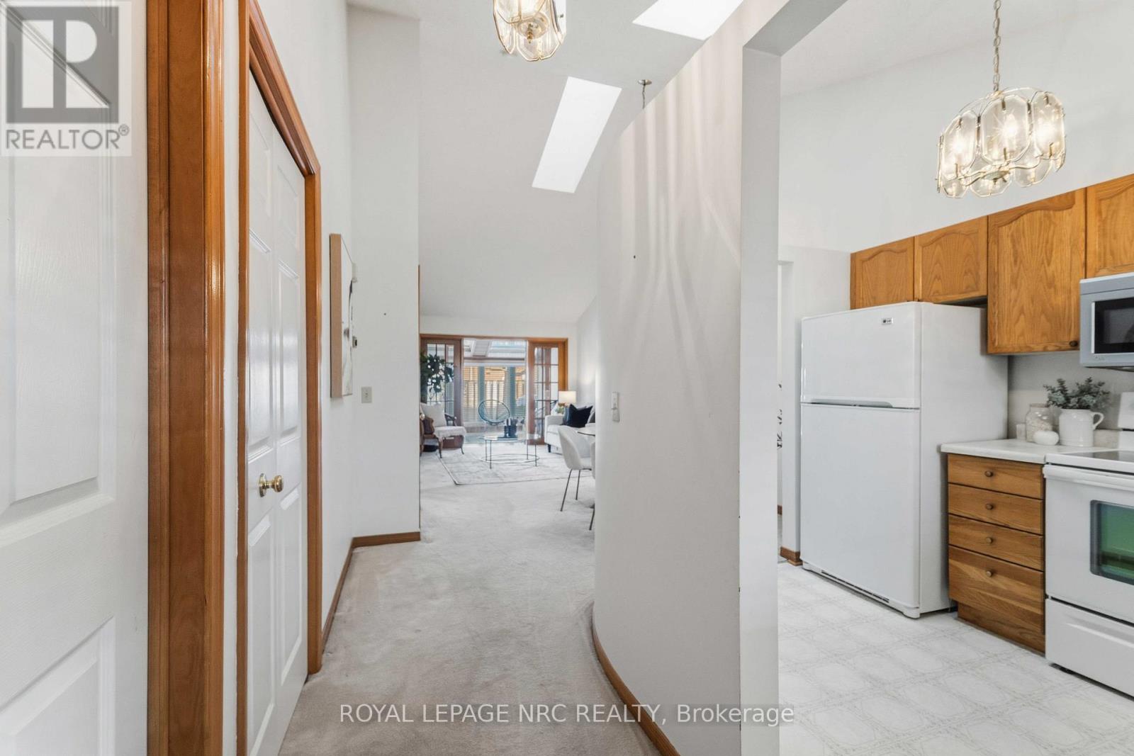 4115 Apple Blossom Lane, Lincoln, Ontario  L0R 2C0 - Photo 6 - X12683736