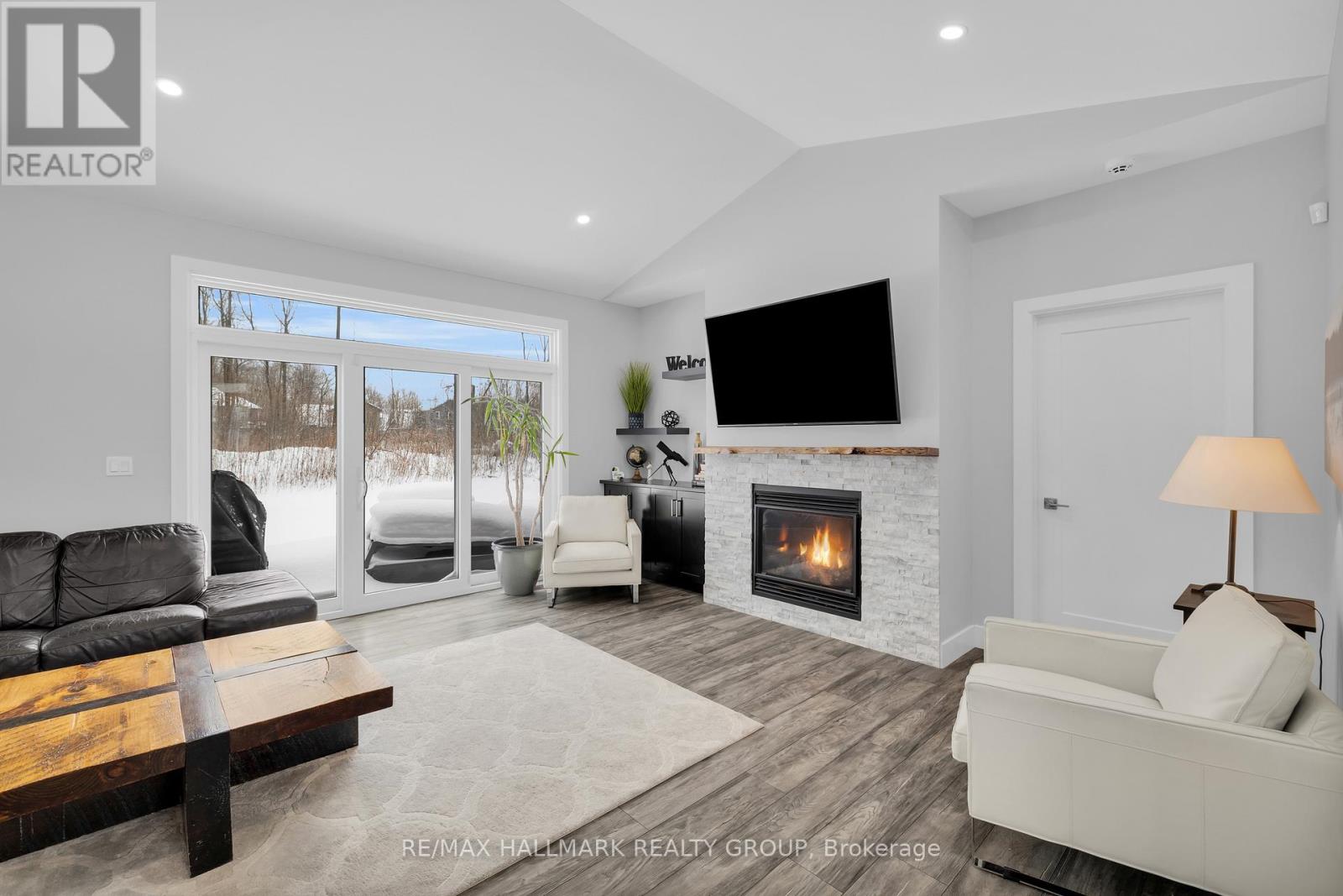 1077 Shearer Drive, Brockville, Ontario  K6V 7K1 - Photo 7 - X12758496