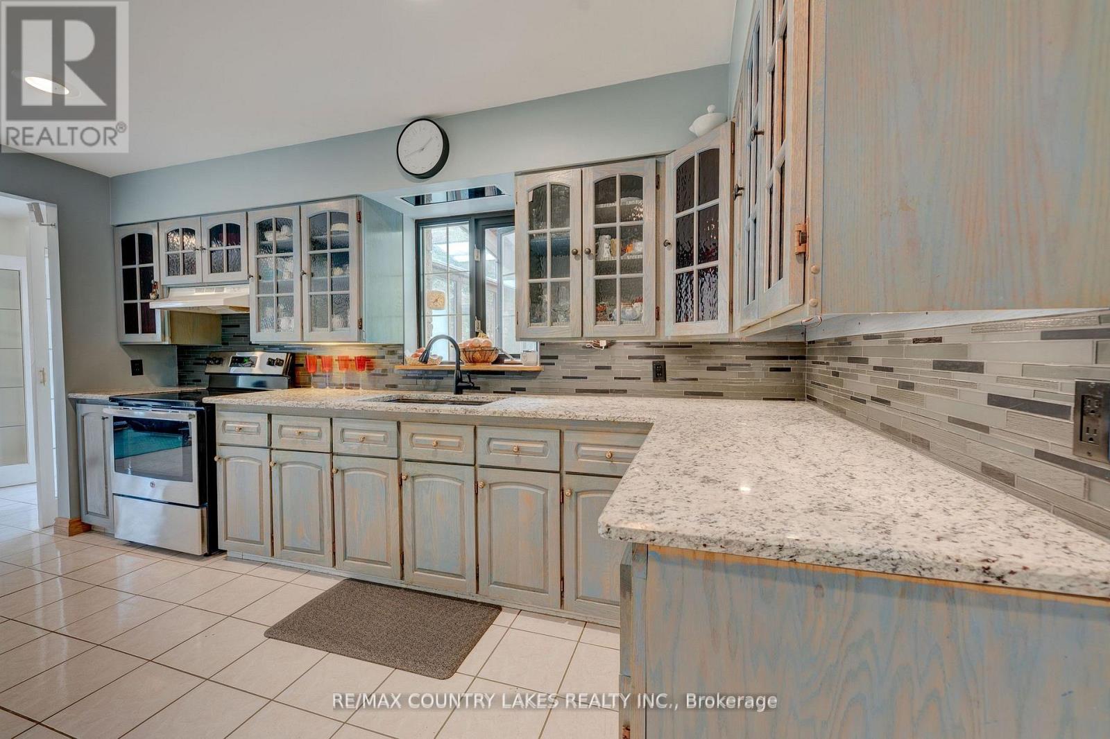 341 County Rd 46, Kawartha Lakes, Ontario  K0M 2M0 - Photo 11 - X12758644