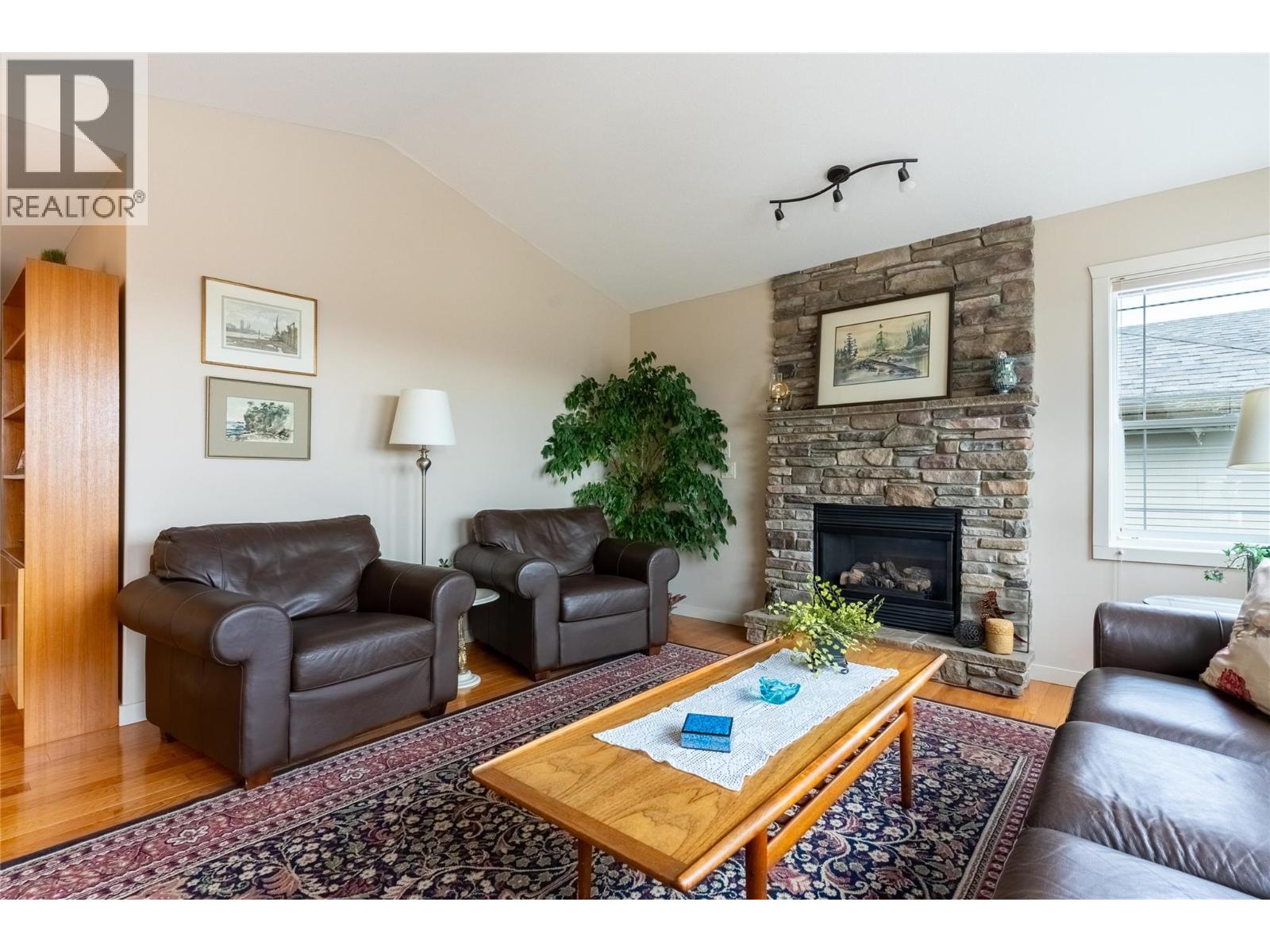 2595 Talbot Drive, Kamloops, British Columbia  V1S 2B2 - Photo 5 - 10374601