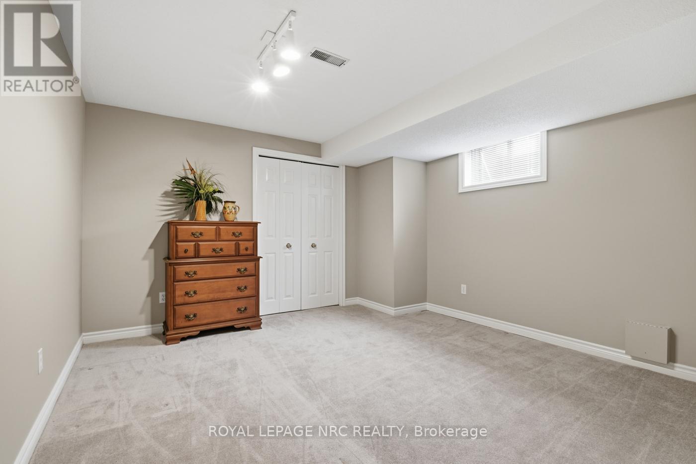 12 Kinsman Court, Pelham, Ontario  L3E 0L1 - Photo 39 - X12757100