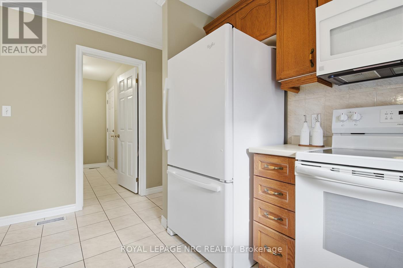 12 Kinsman Court, Pelham, Ontario  L3E 0L1 - Photo 12 - X12757100