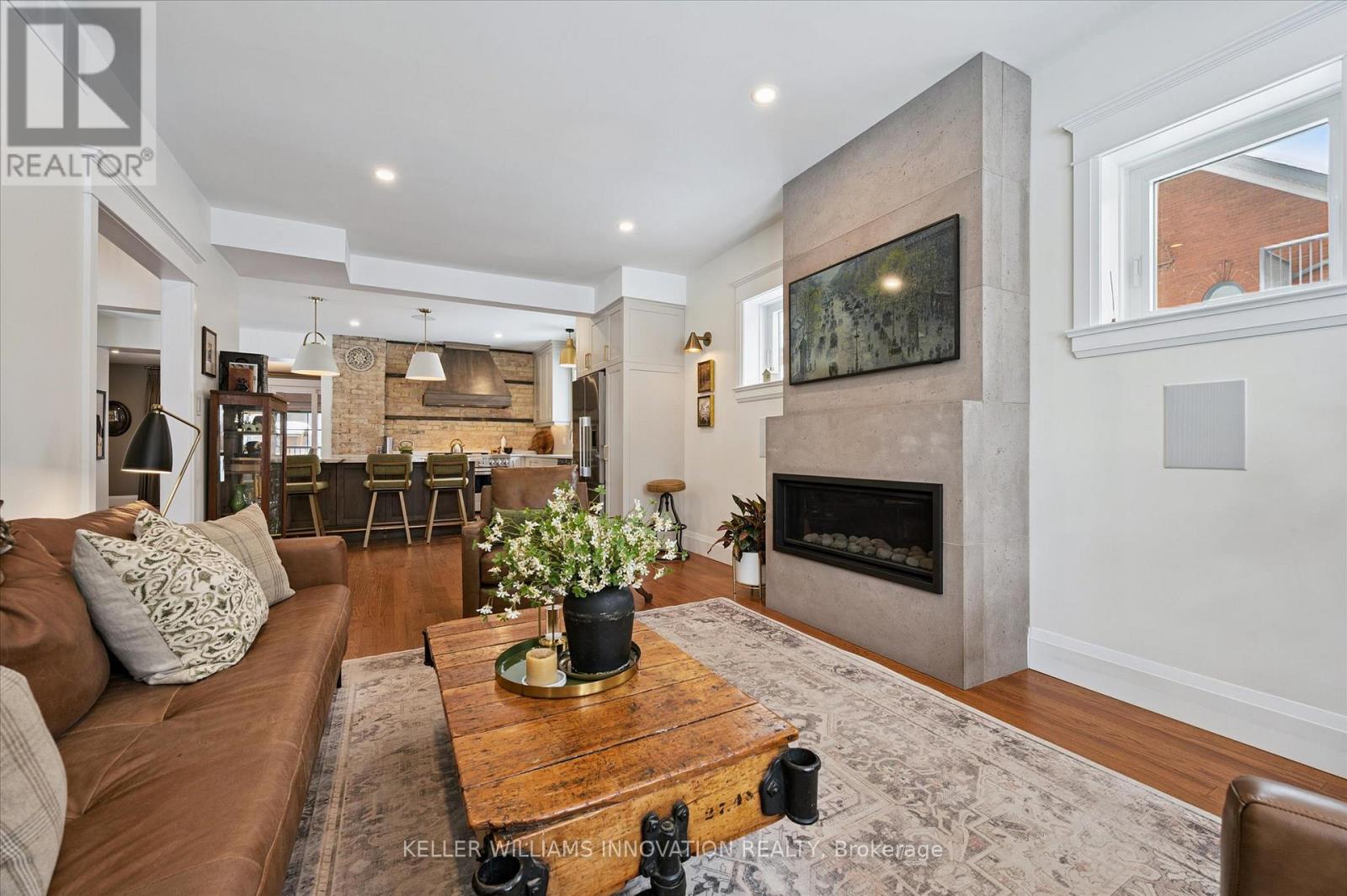 63 Menno Street, Waterloo, Ontario  N2L 2A6 - Photo 5 - X12758698