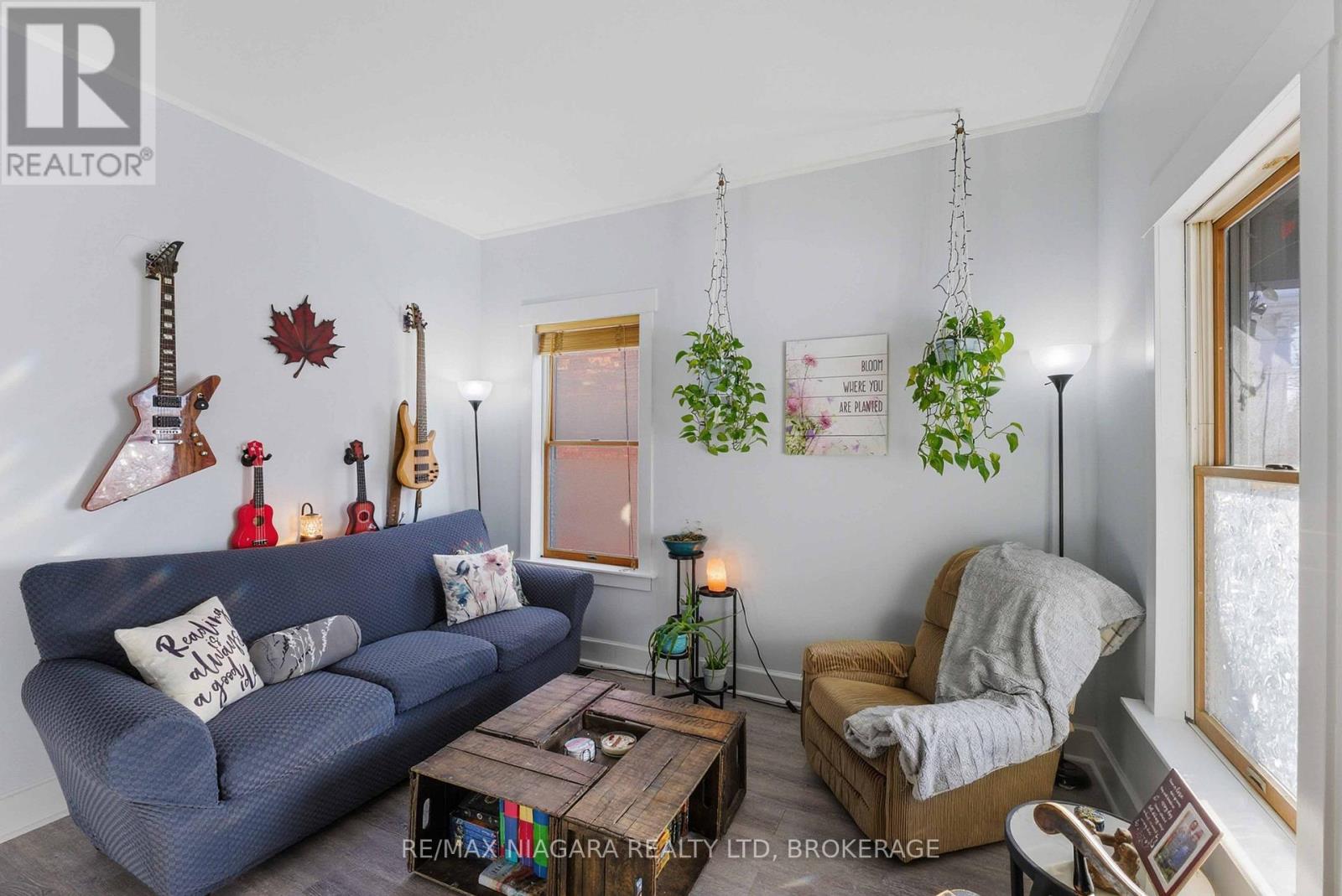 111 Louisa Street, St. Catharines, Ontario  L2R 2K2 - Photo 6 - X12757608