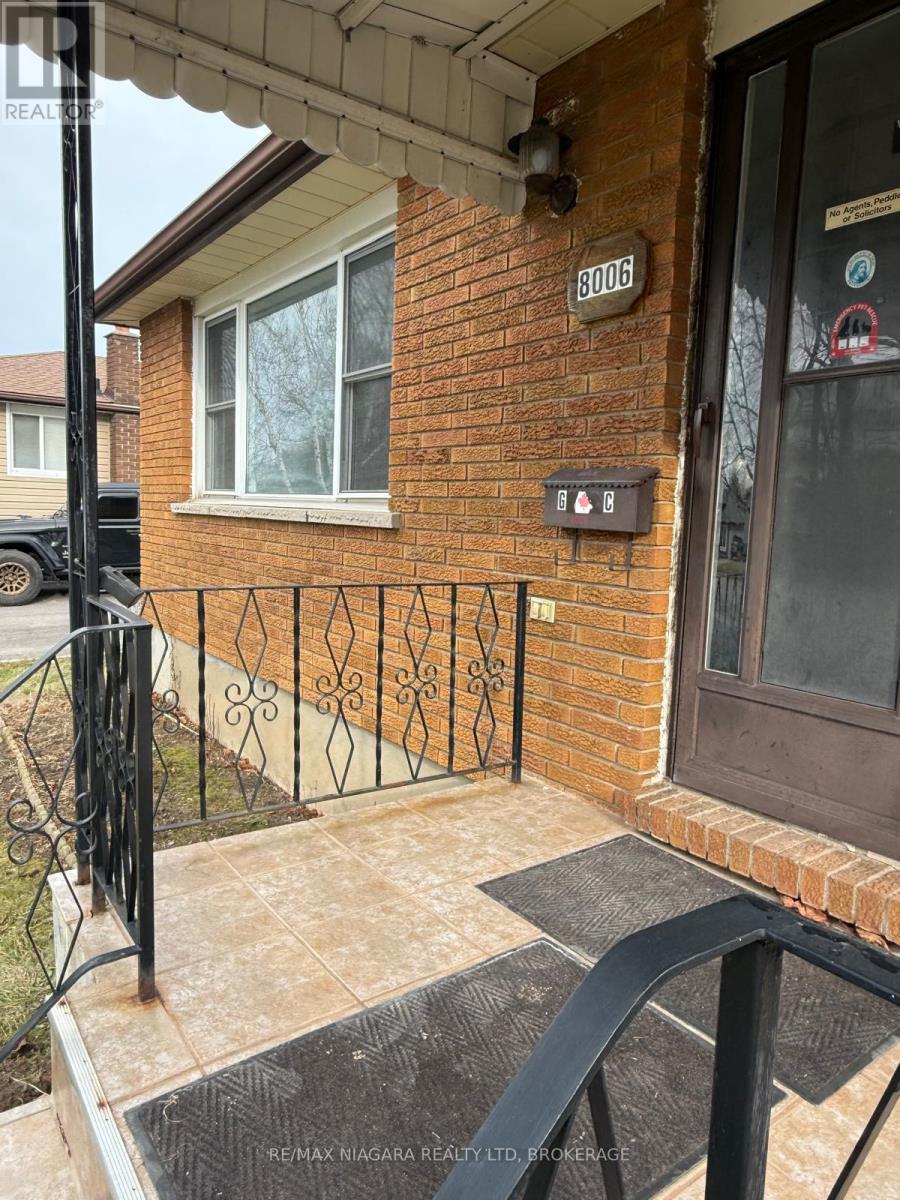 8006 Paddock Trail Drive, Niagara Falls (Ascot), Ontario  L2H 1X2 - Photo 25 - X12757156