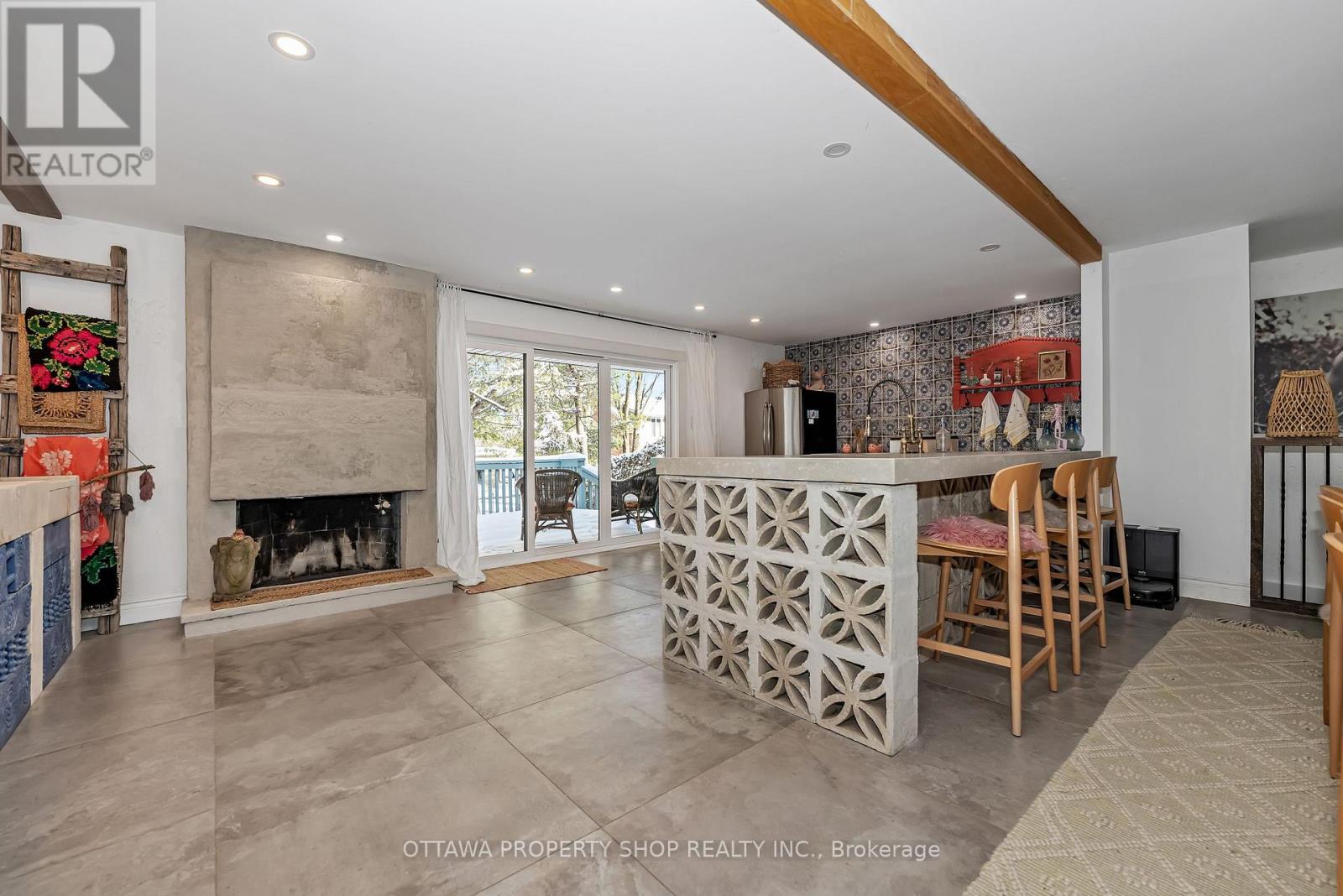 33 Rutherford Crescent, Ottawa, Ontario  K2K 1N1 - Photo 8 - X12759190