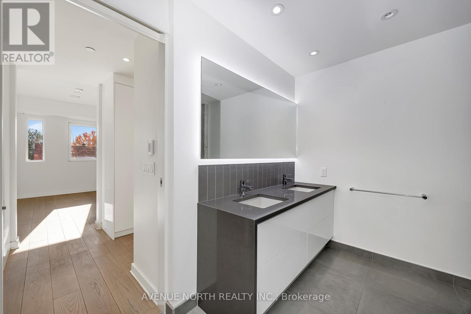 101 - 135 Barrette Street, Ottawa, Ontario  K1L 7Z9 - Photo 29 - X12759080