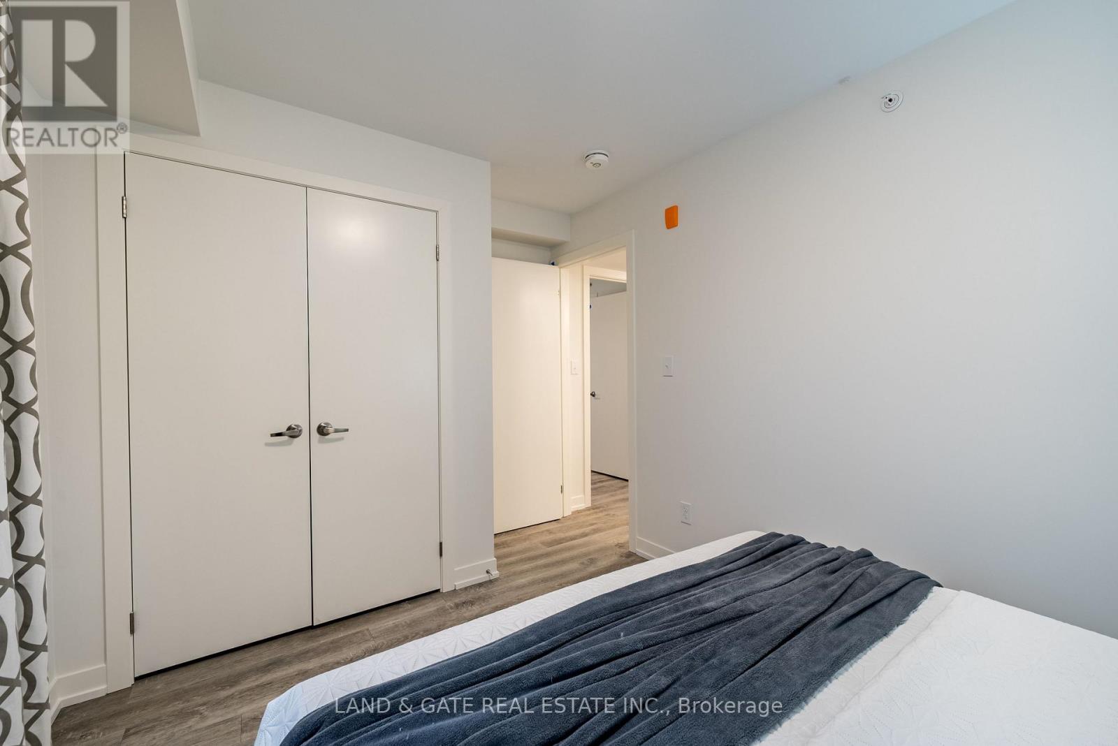 401 - 976 Simcoe Street N, Oshawa, Ontario  L1G 4W4 - Photo 17 - E12759150