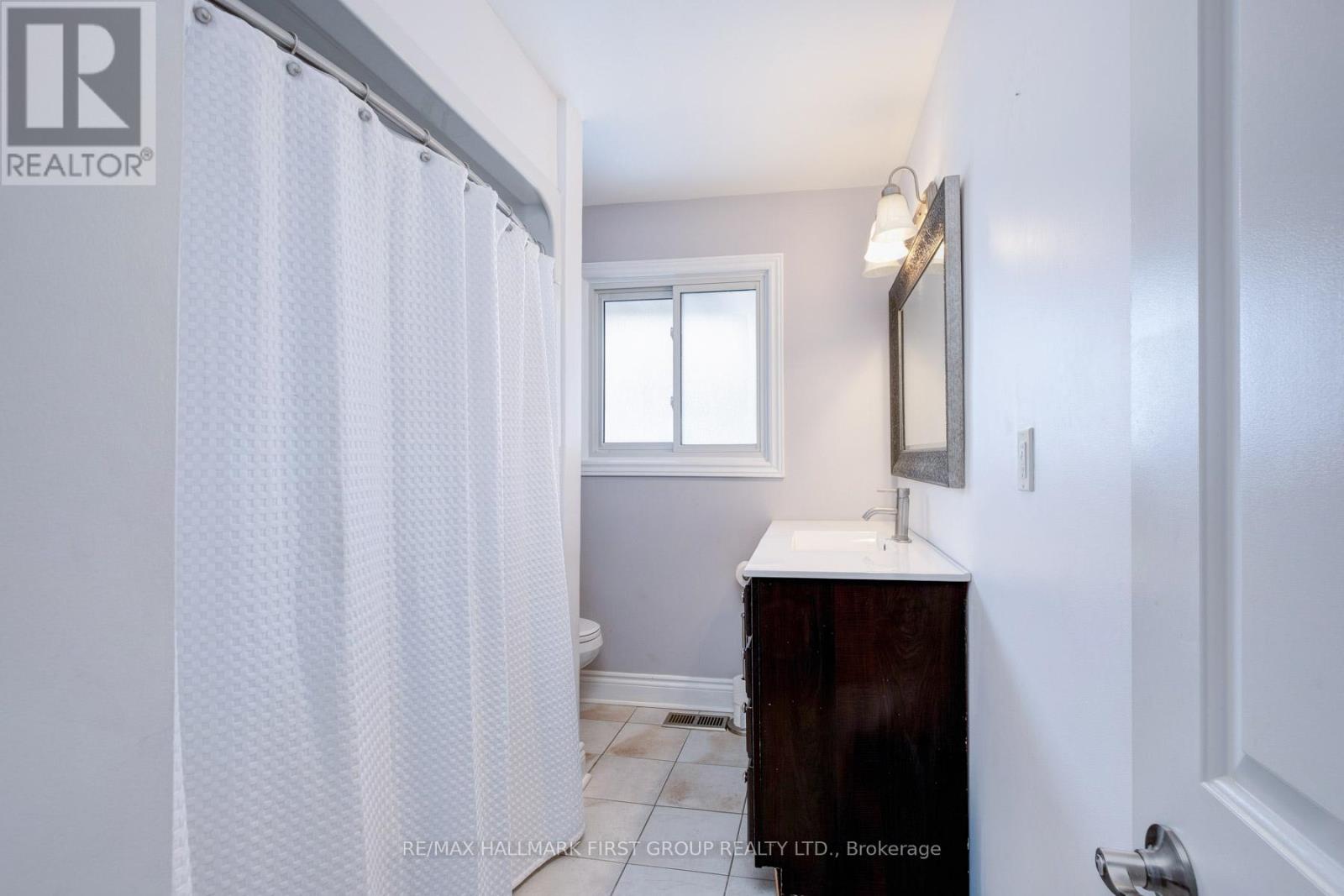 23 Eastwood Avenue, Oshawa, Ontario  L1G 3Y5 - Photo 13 - E12759180