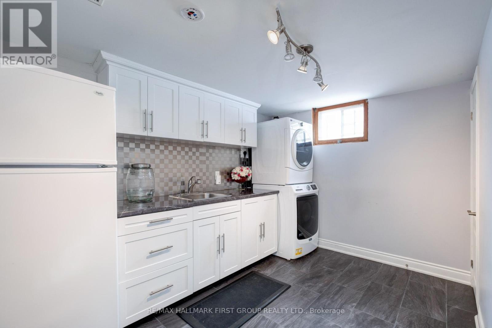 23 Eastwood Avenue, Oshawa, Ontario  L1G 3Y5 - Photo 19 - E12759180