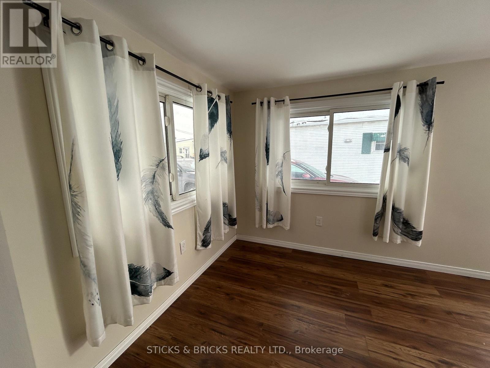 27 - 2175 Mewburn Road, Niagara Falls, Ontario  L2J 0A6 - Photo 8 - X12758940