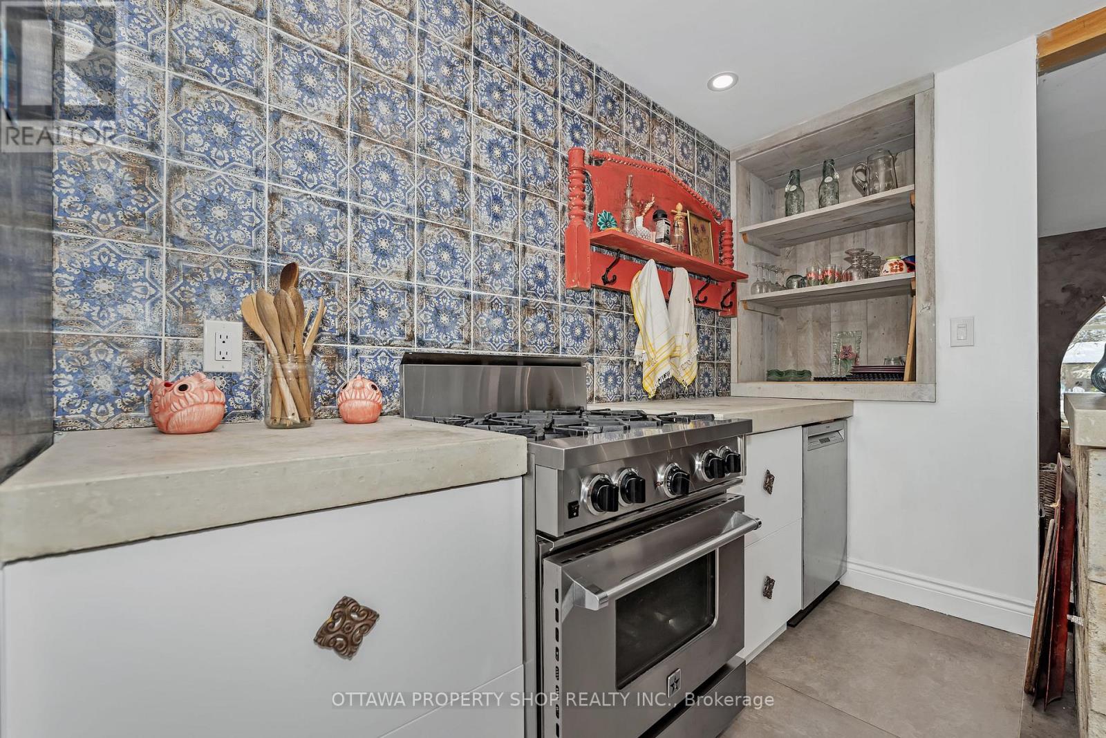 33 Rutherford Crescent, Ottawa, Ontario  K2K 1N1 - Photo 15 - X12759190