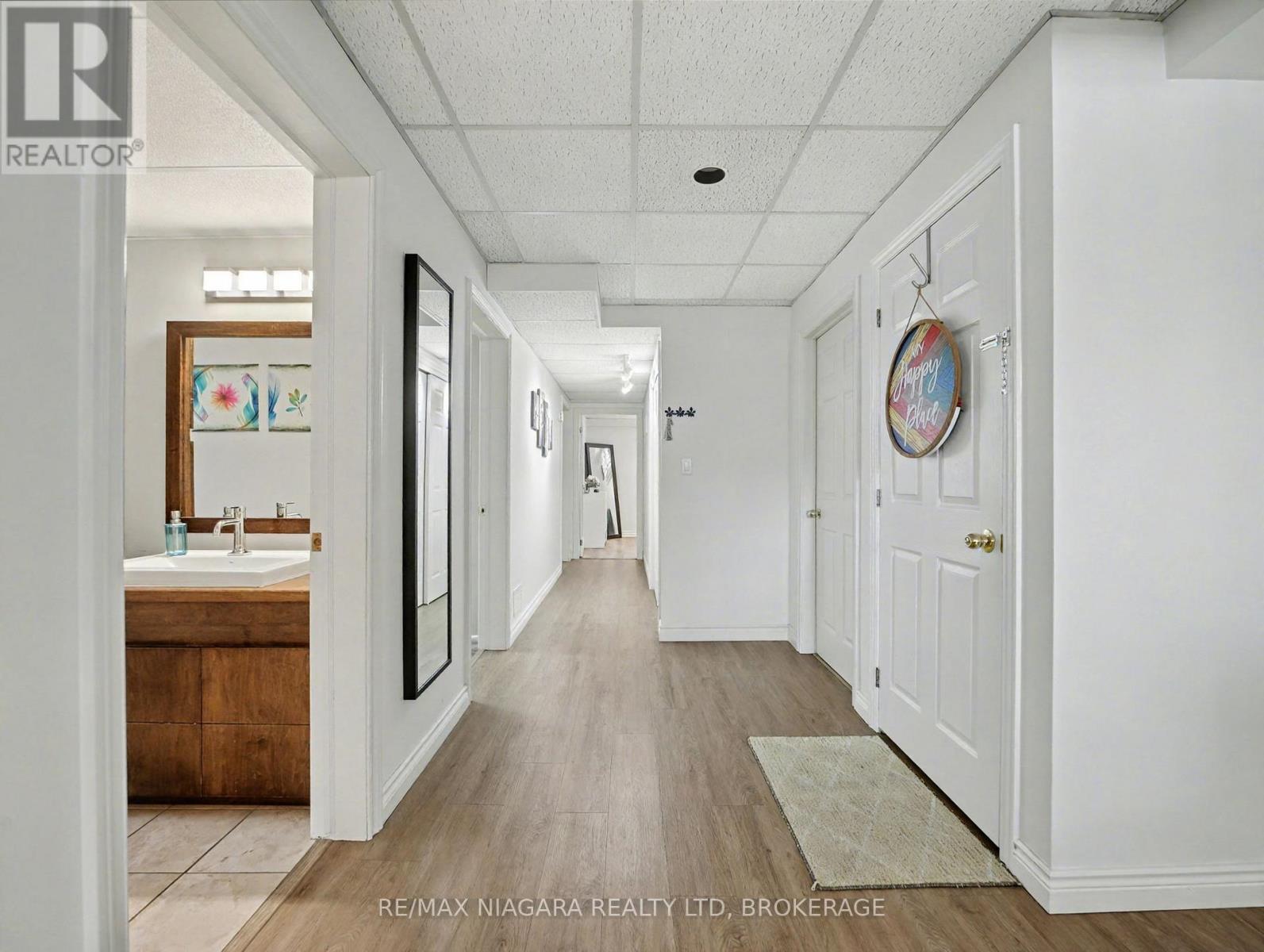 6753 Buckingham Drive, Niagara Falls, Ontario  L2H 2S2 - Photo 24 - X12758696