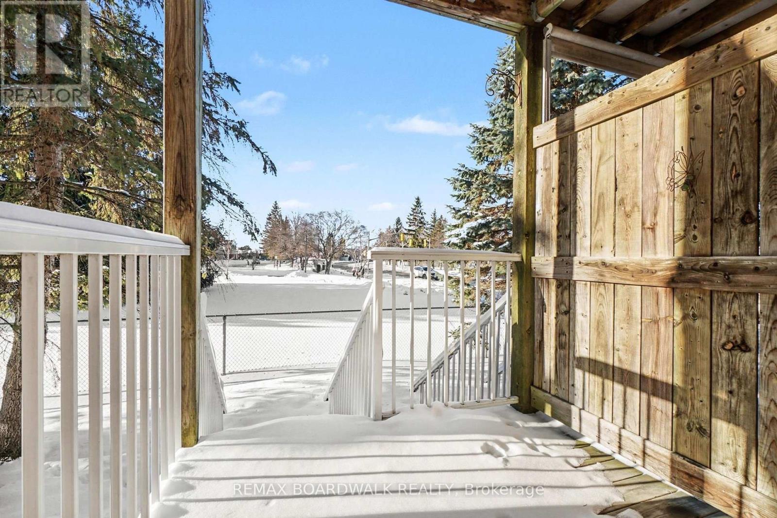 6 Briston Private, Ottawa, Ontario  K1G 5P5 - Photo 4 - X12759196