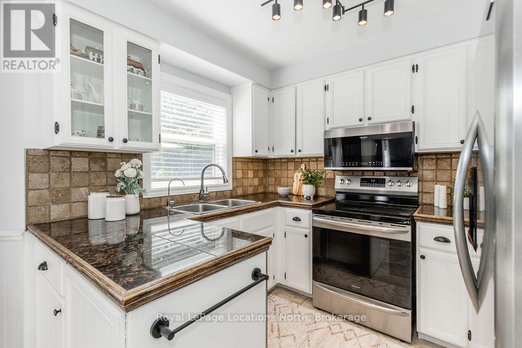 10 Barwick Drive, Barrie (West Bayfield), Ontario  L4N 6Z7 - Photo 15 - S12758386