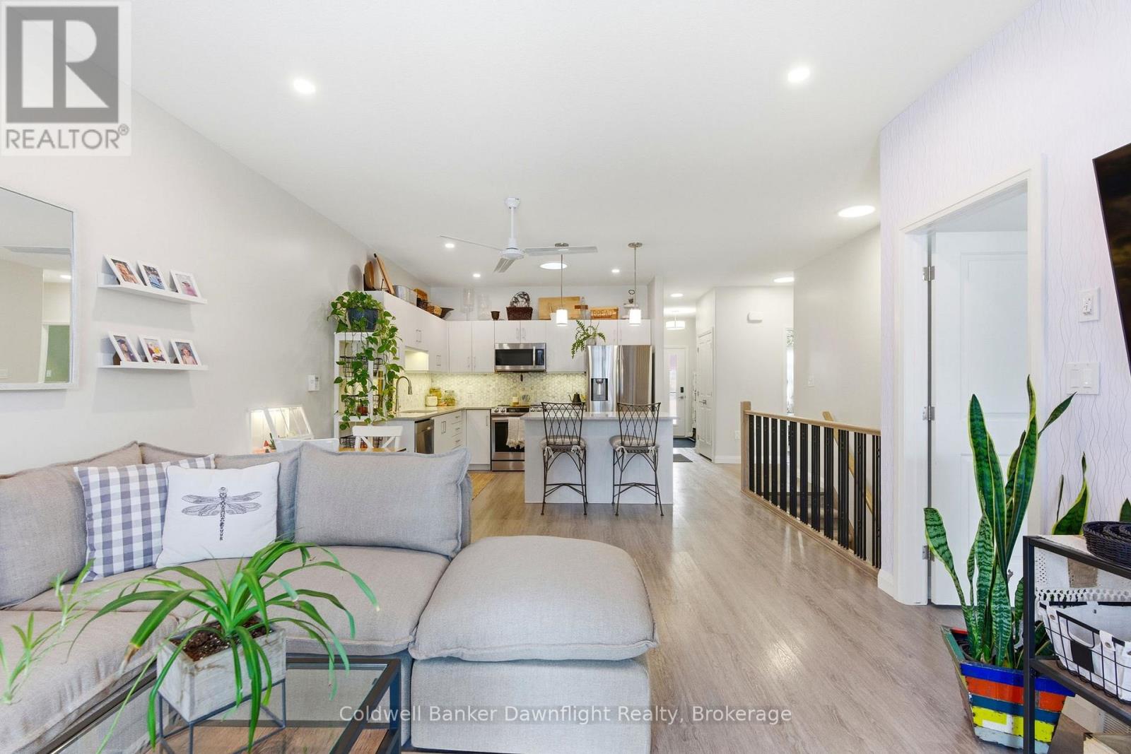 Photo 12 of 46 for 84 Rowe Avenue