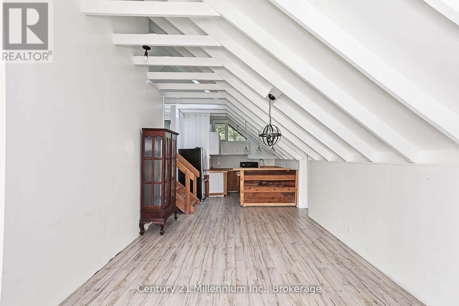 178 Sleepy Hollow Road, Blue Mountains, Ontario L9Y 0S8 - Photo 18 - X12755222