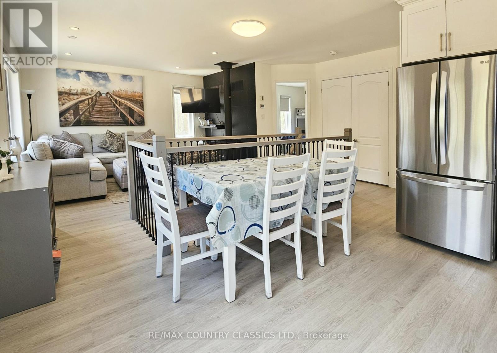 237 Grunwald Road, Madawaska Valley, Ontario  K0J 1B0 - Photo 13 - X12759068