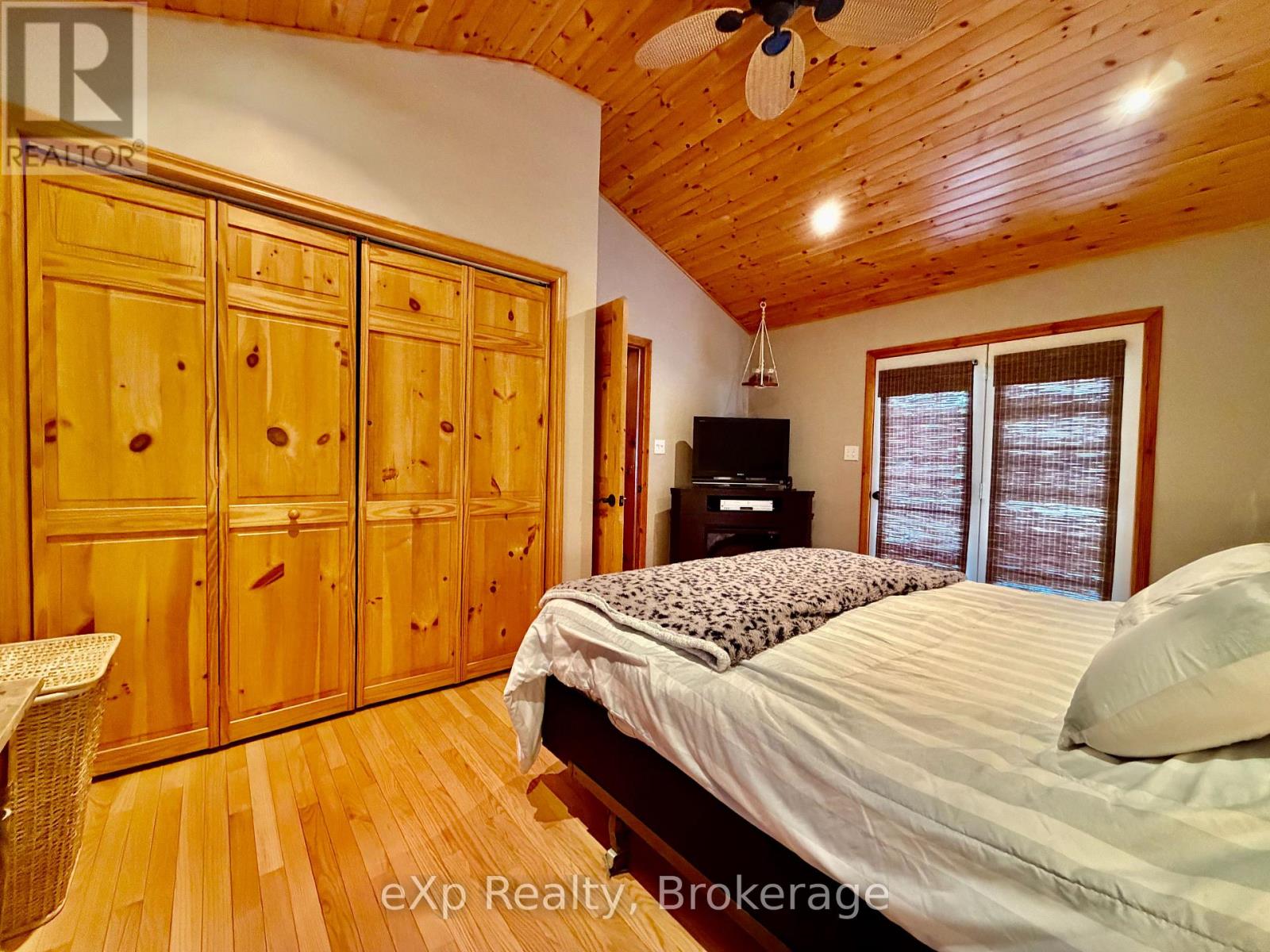 1 Ellen Street, South Bruce, Ontario N0G 2V0 - Photo 12 - X12755890