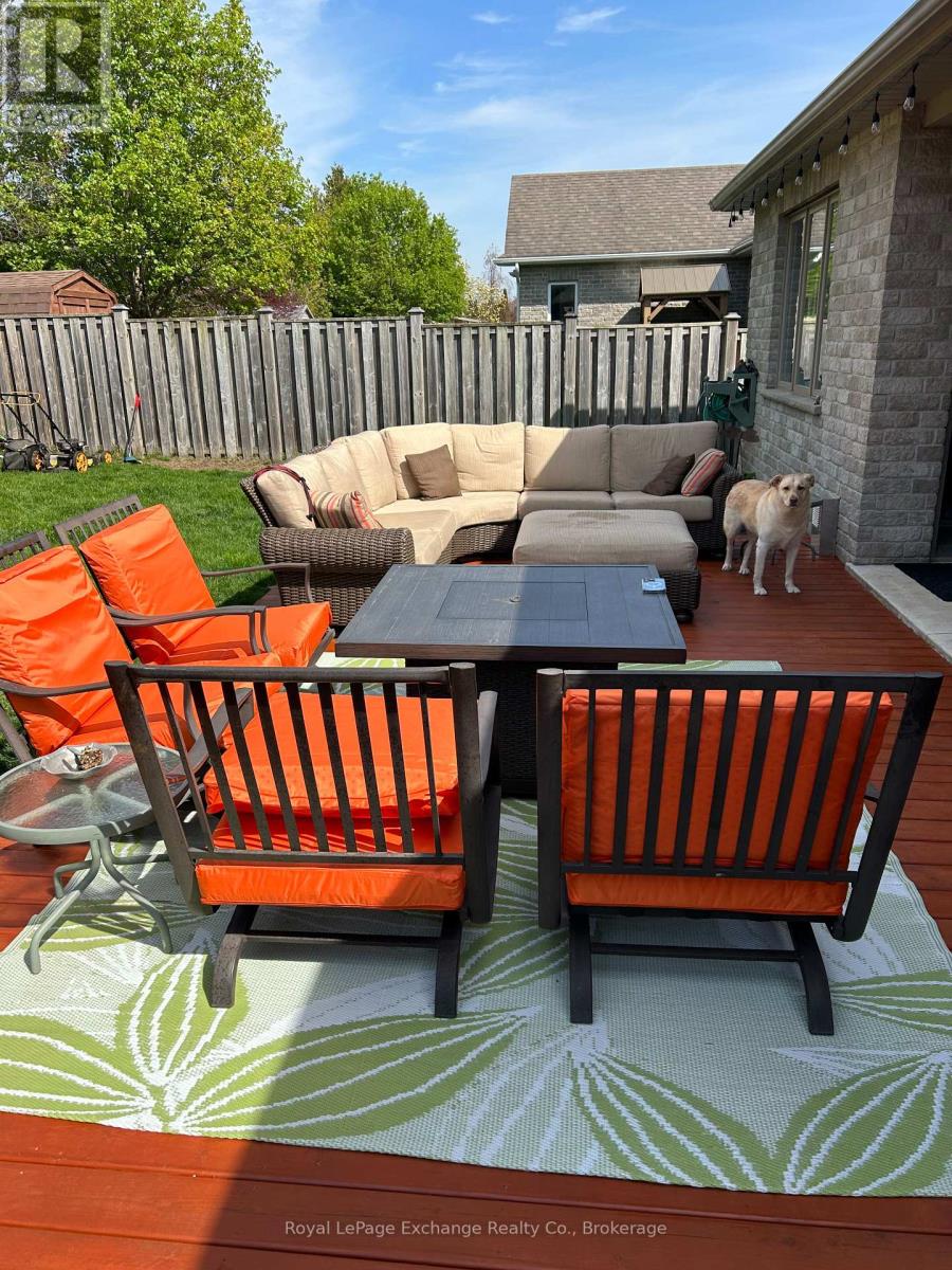 311 Wieck Boulevard, Kincardine, Ontario  N2Z 0A7 - Photo 46 - X12758272