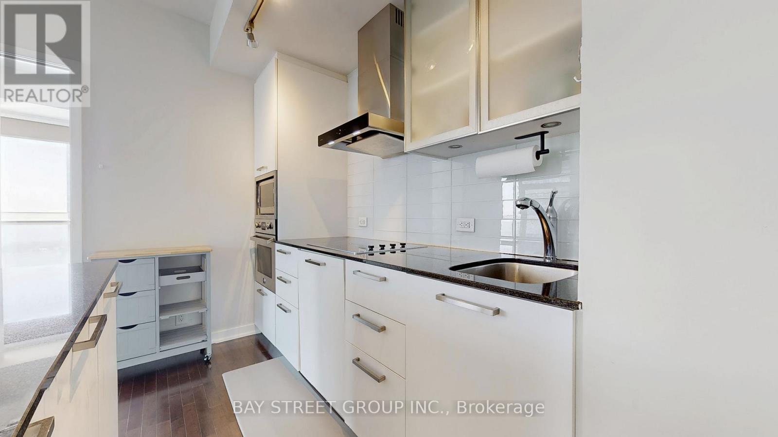 5903 - 14 York Street, Toronto (Waterfront Communities), Ontario  M5J 0B1 - Photo 11 - C12751858