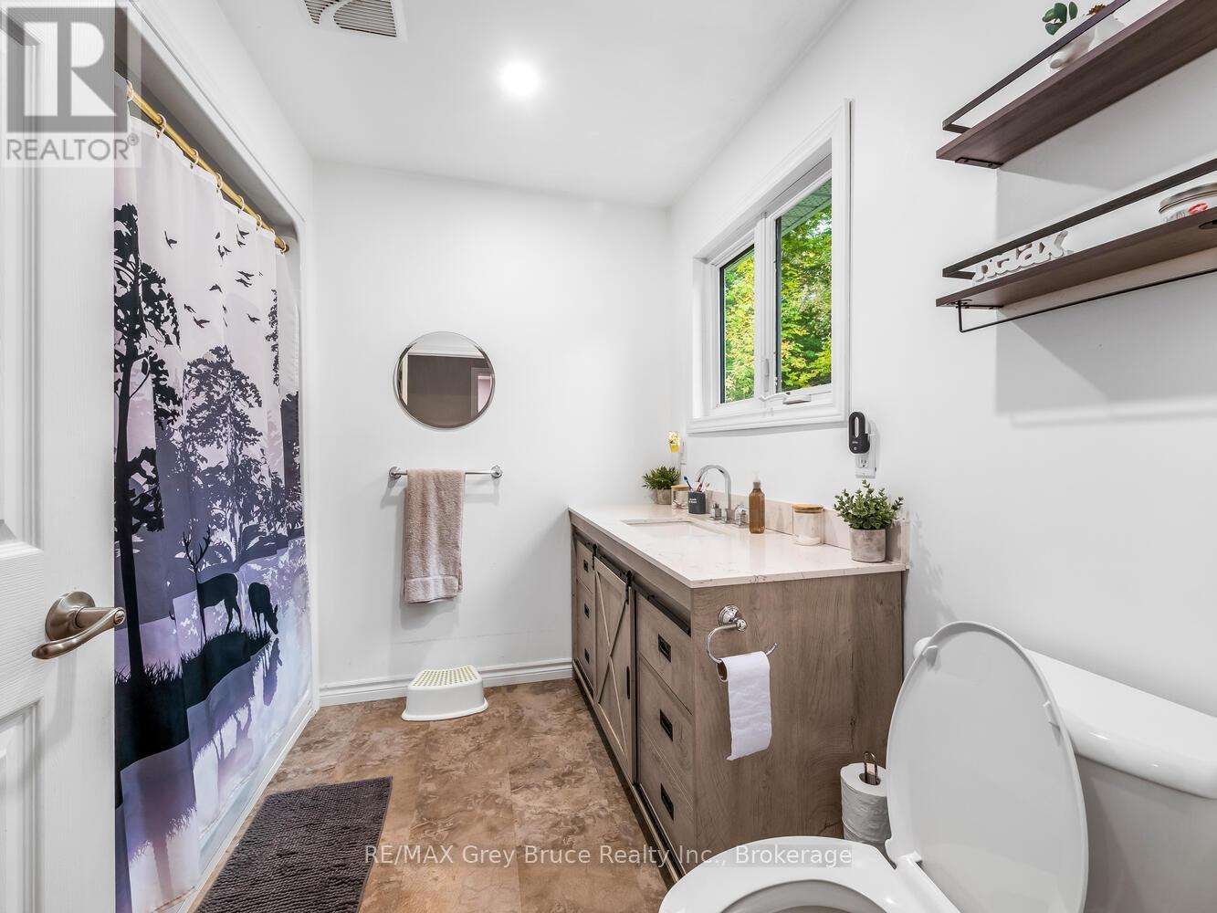 217 Kings Crescent, South Bruce Peninsula, Ontario  N0H 2T0 - Photo 15 - X12758678