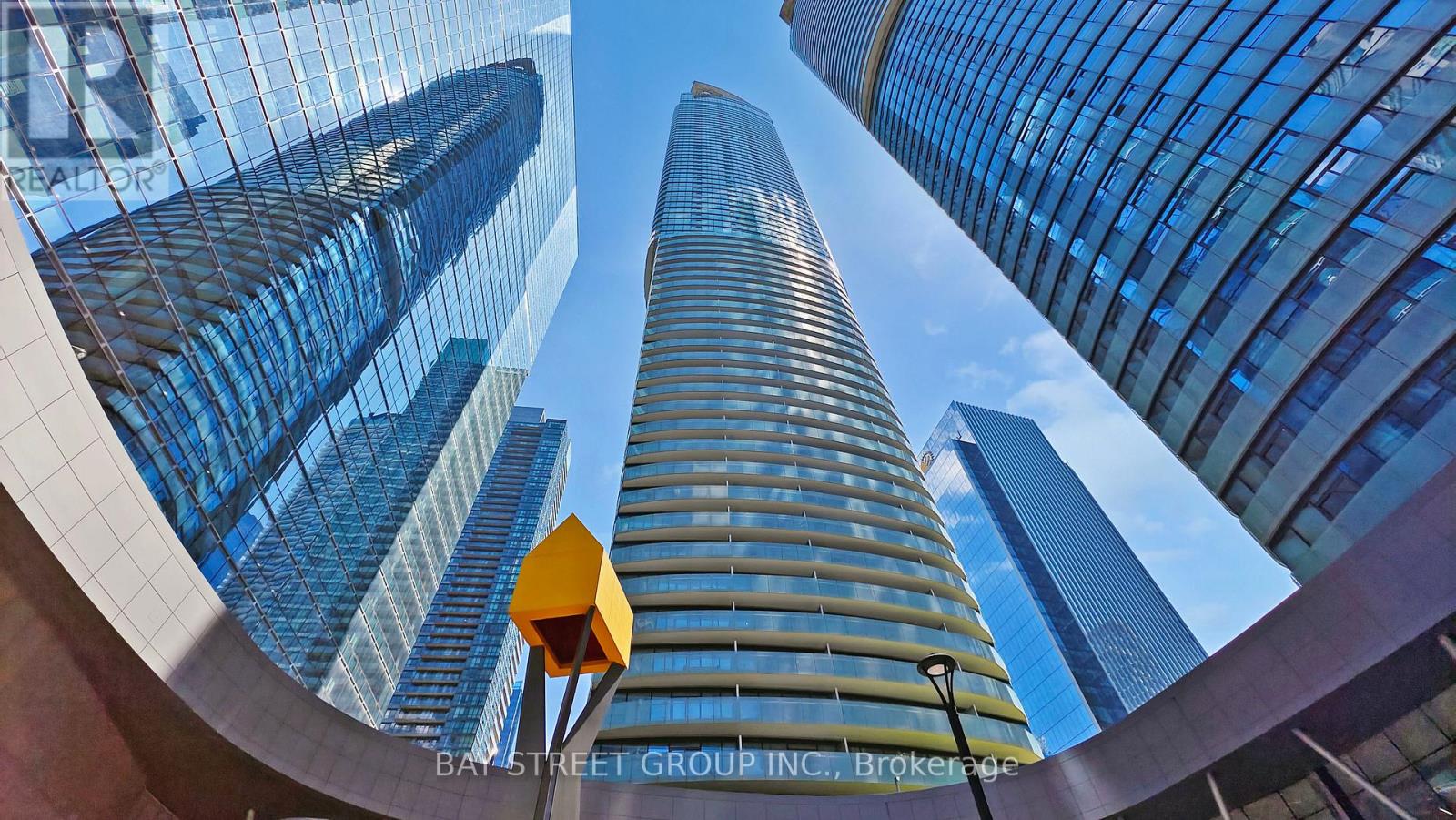 5903 - 14 York Street, Toronto (Waterfront Communities), Ontario  M5J 0B1 - Photo 3 - C12751858