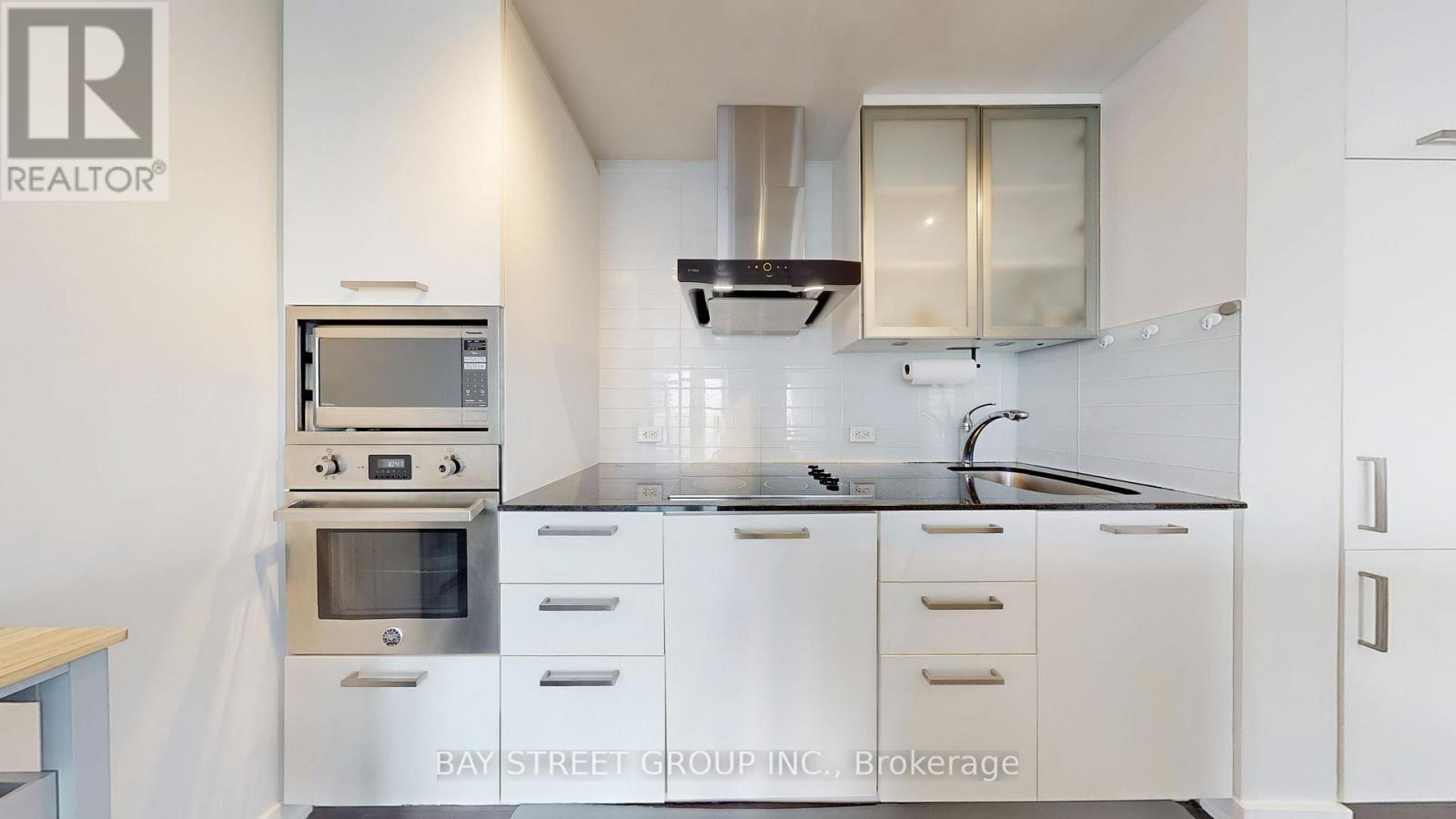 5903 - 14 York Street, Toronto (Waterfront Communities), Ontario  M5J 0B1 - Photo 12 - C12751858